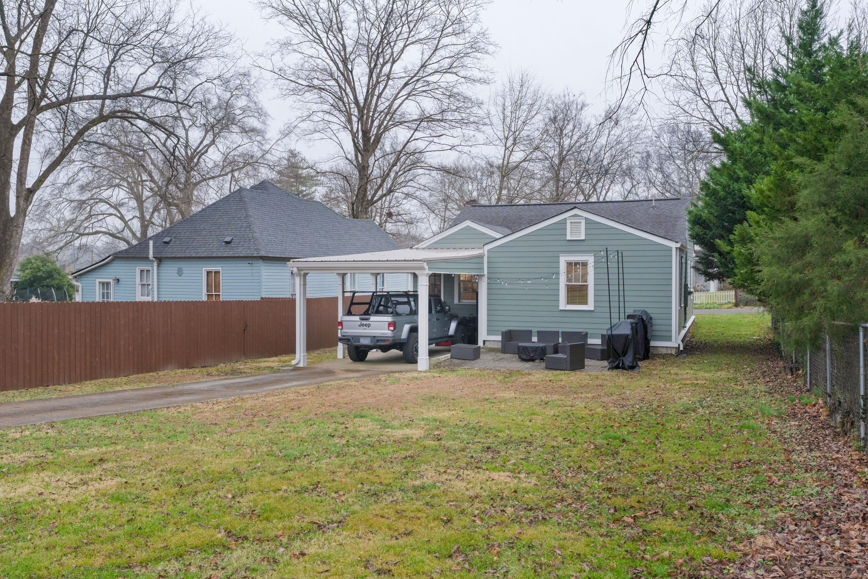 1609 W 51st Street