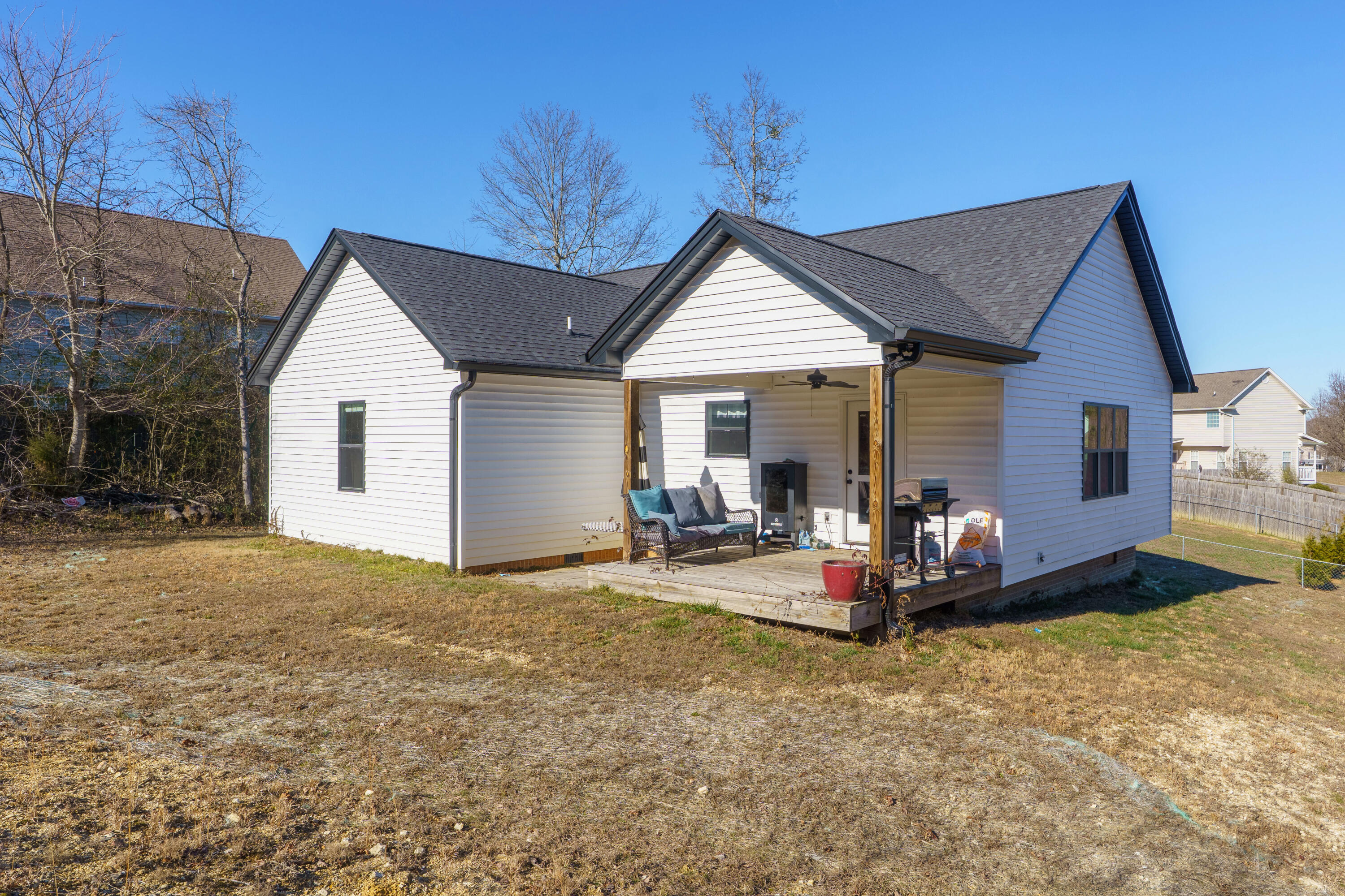 1310 Woodland Cove Place NE
