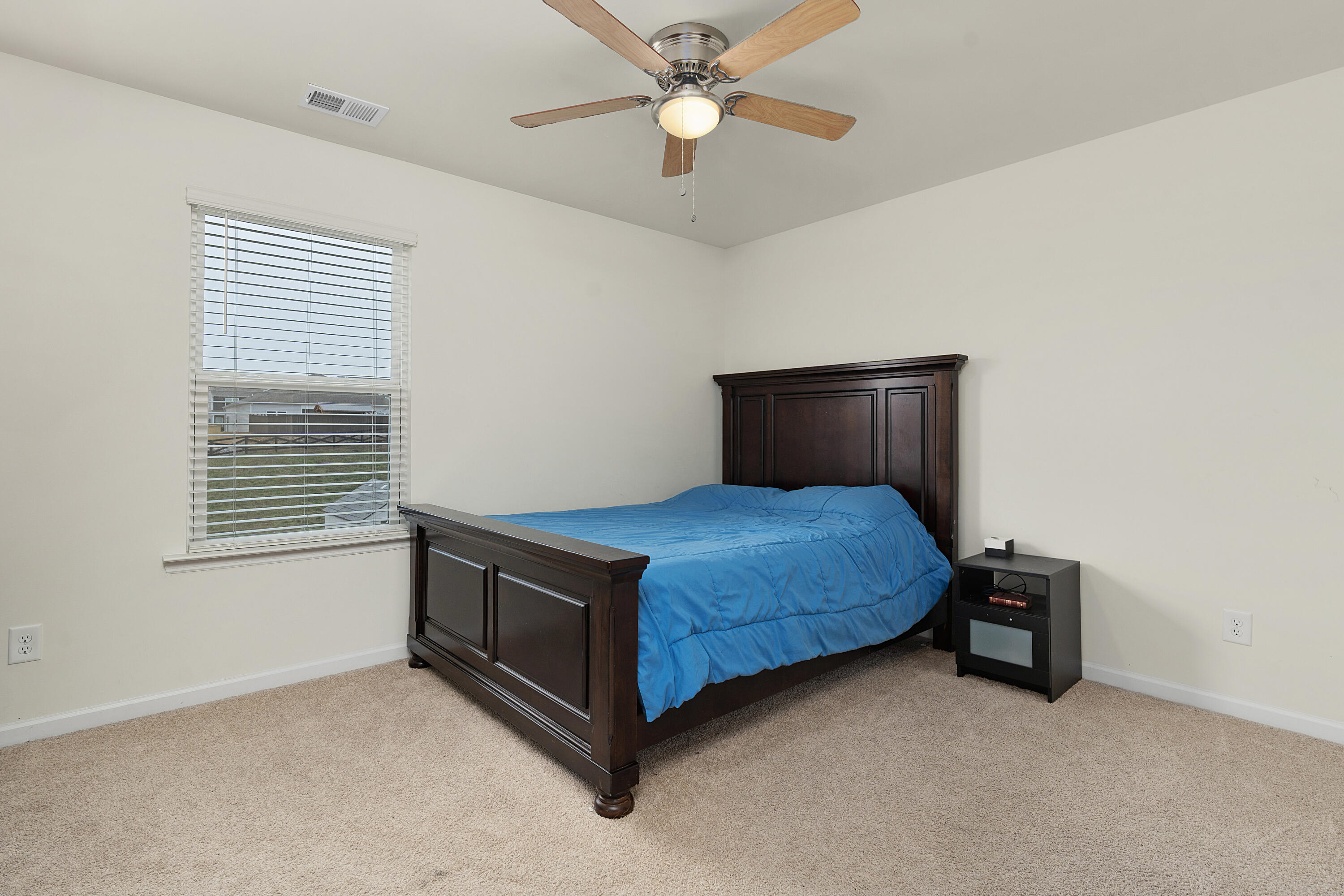 8592 Raspberry Way