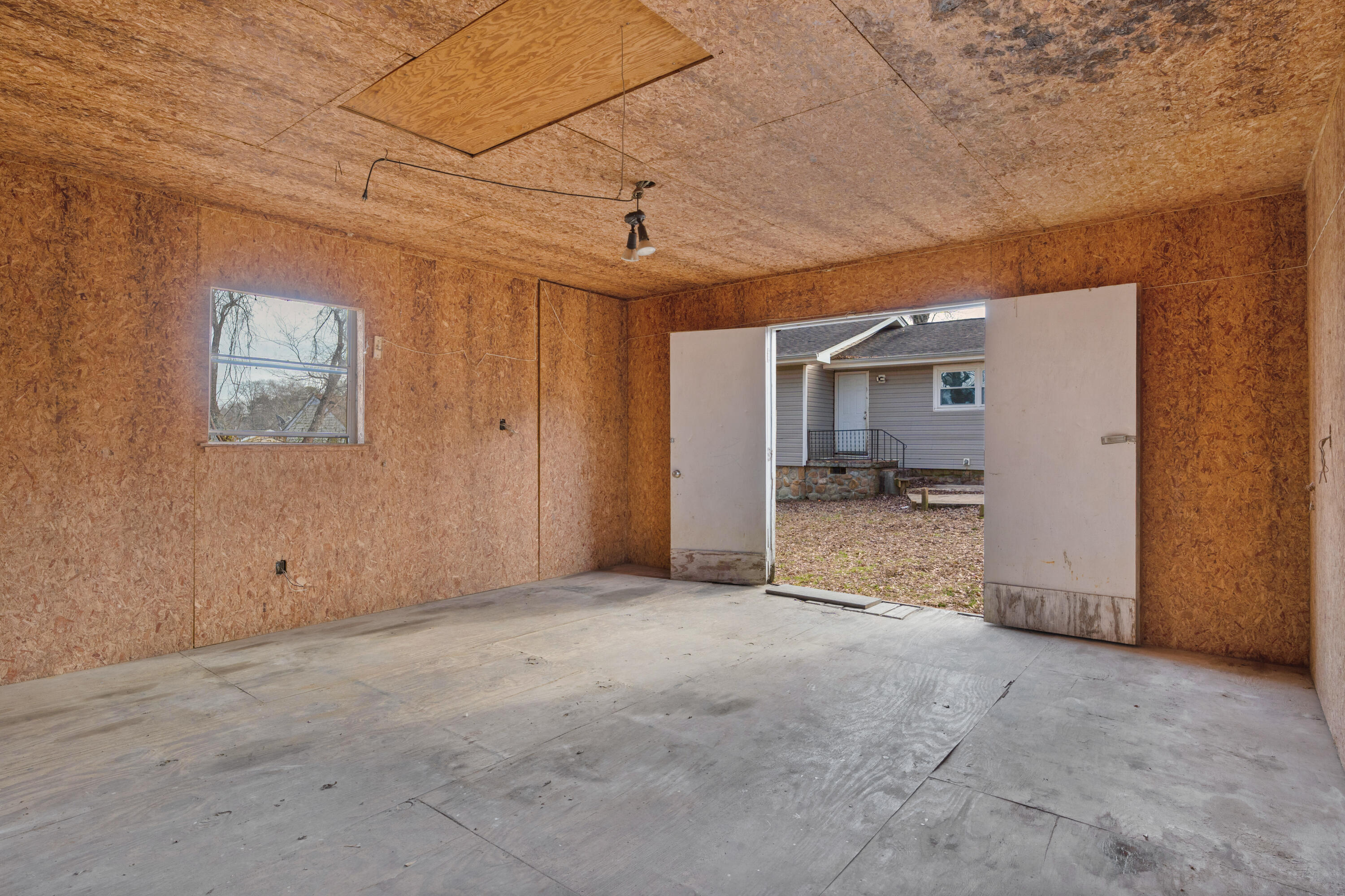 4519 Paw Trail