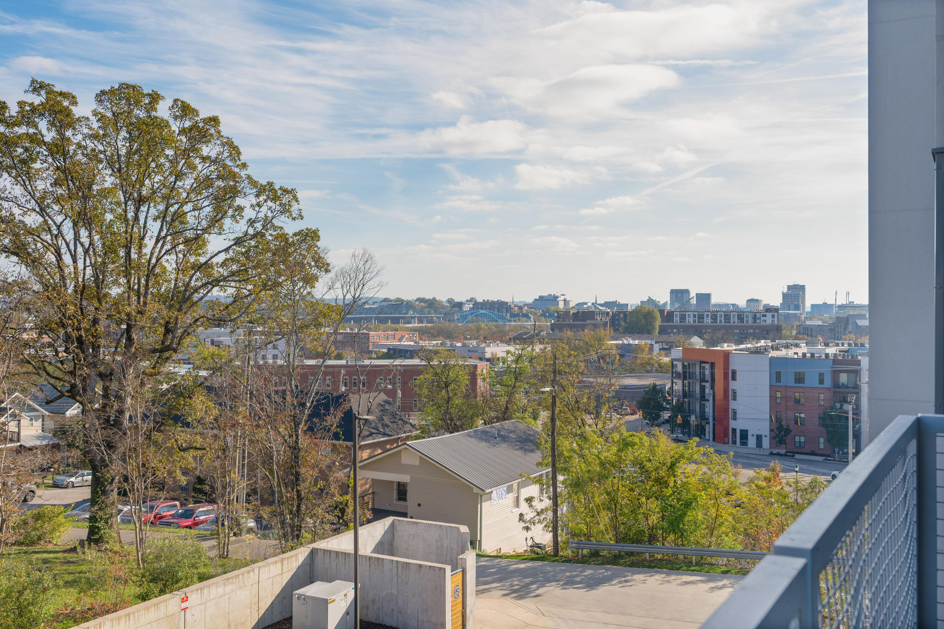 411 Fairpoint Street, 306