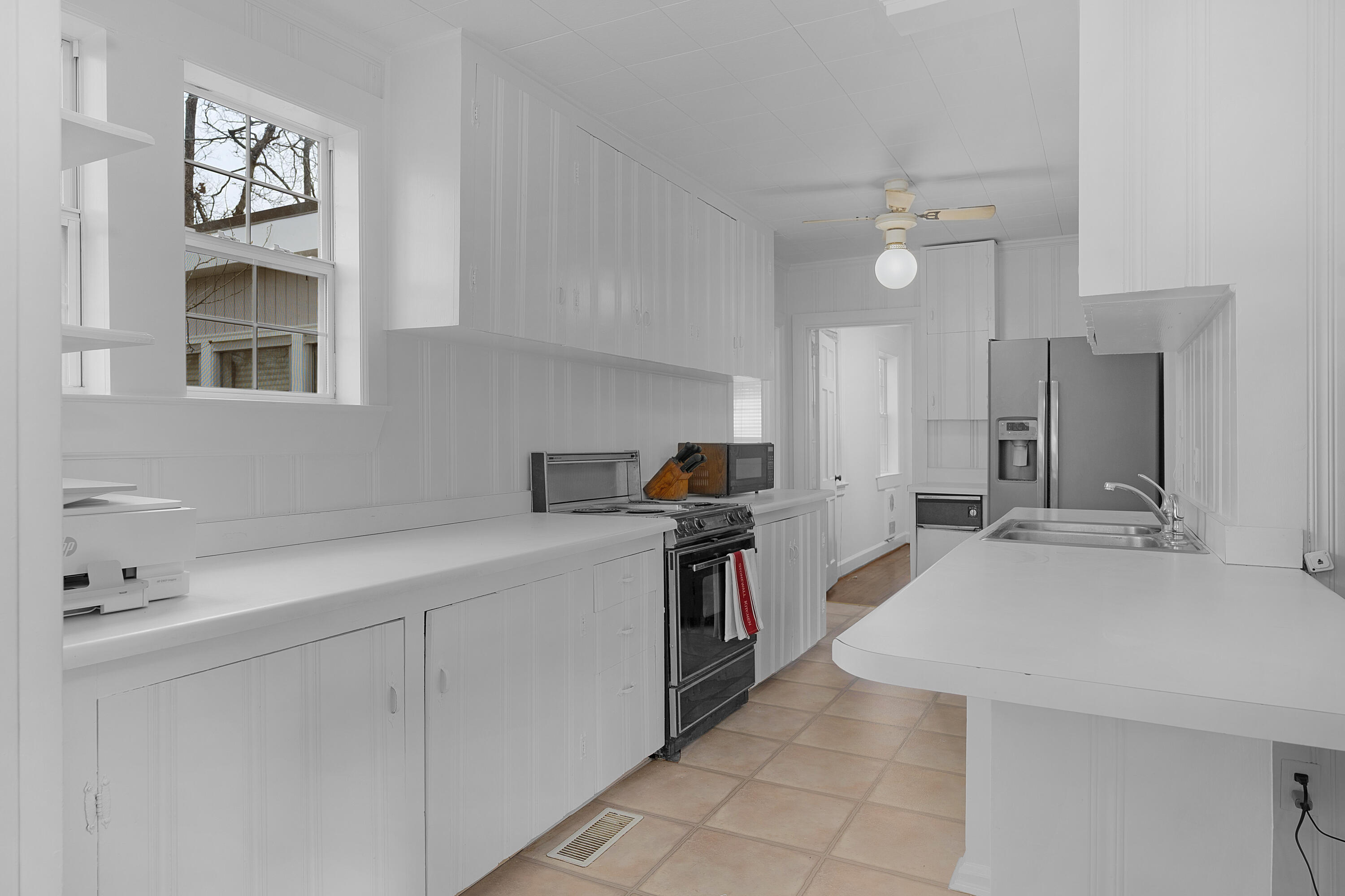 1405 Cinderella Road