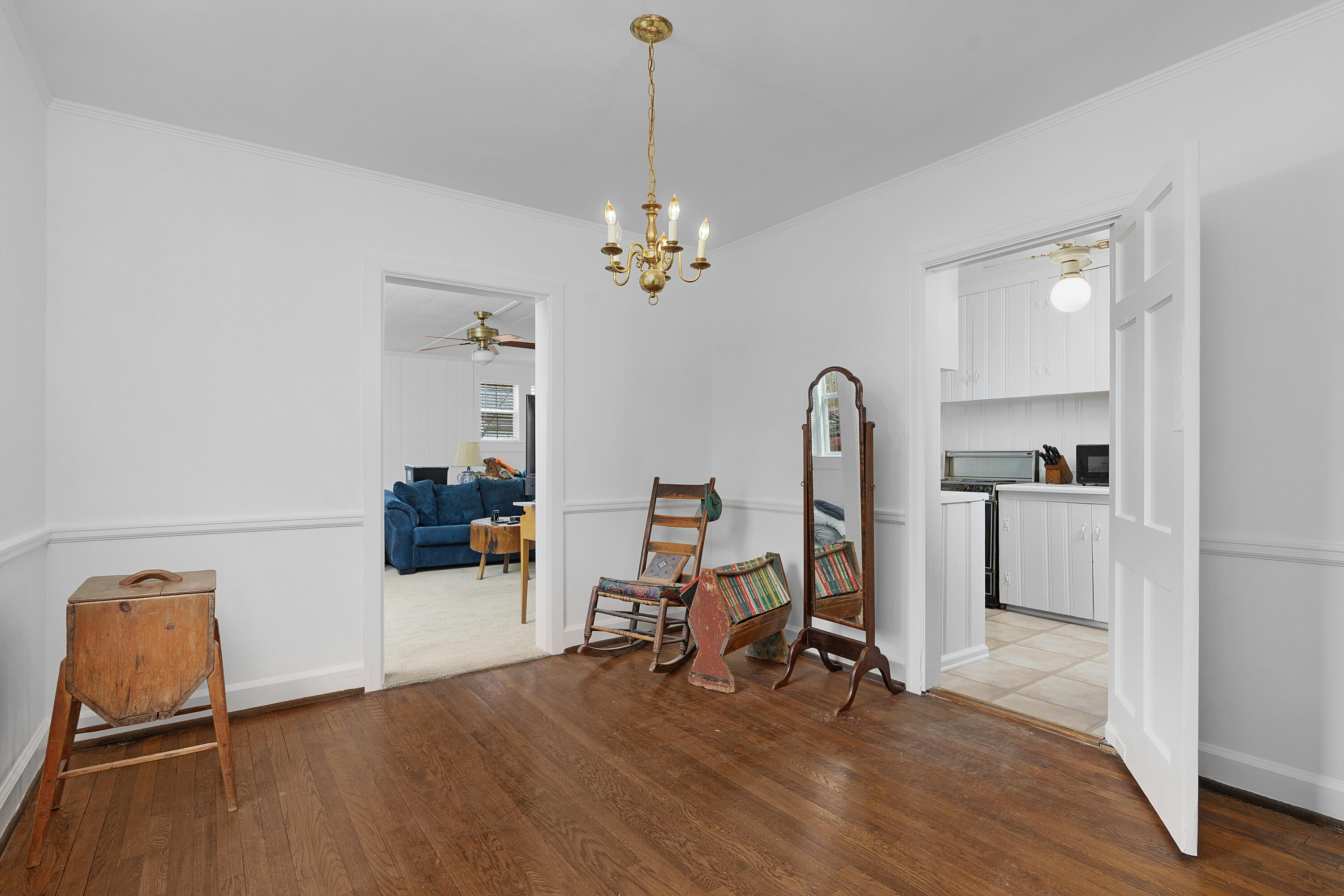 1405 Cinderella Road
