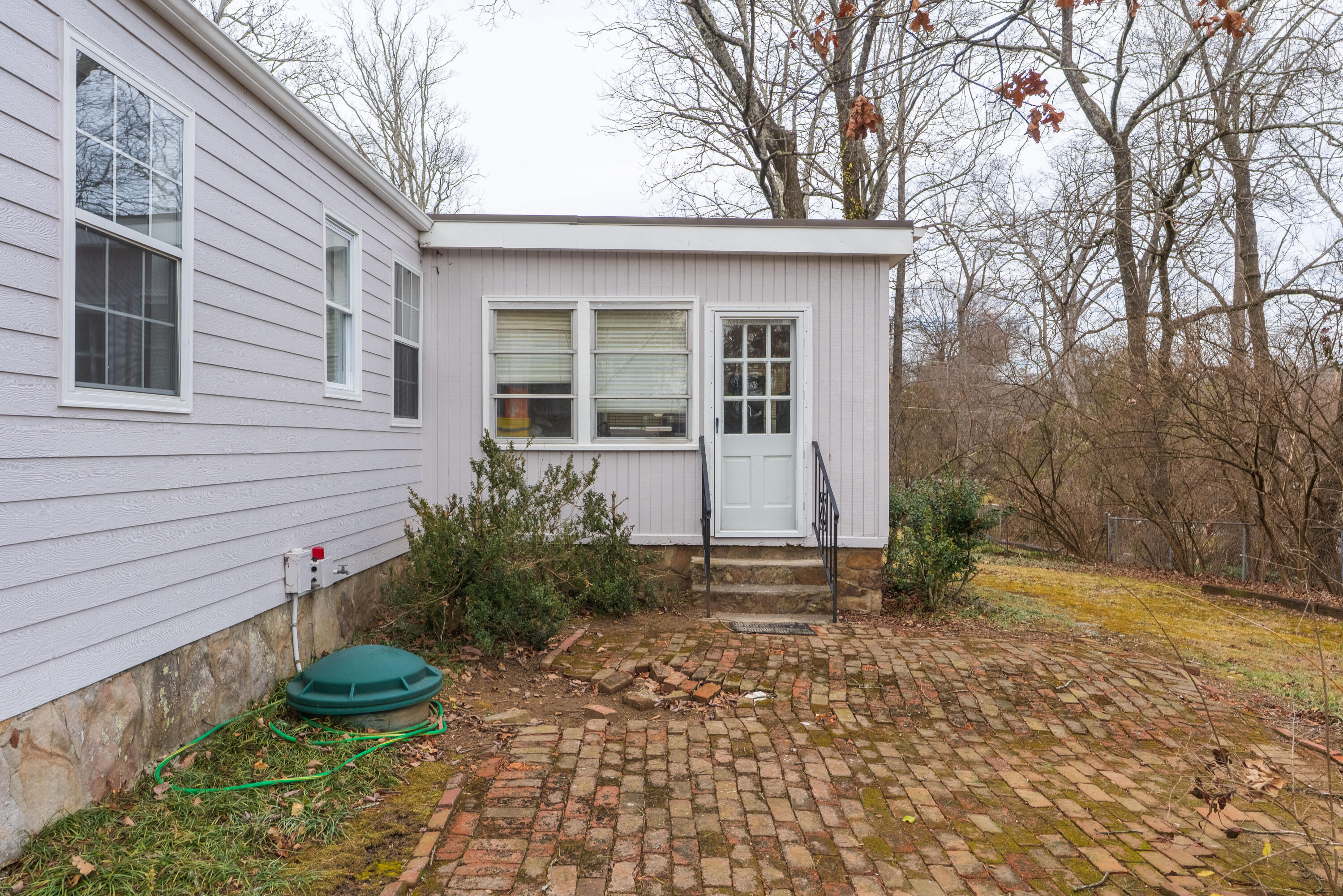 1405 Cinderella Road