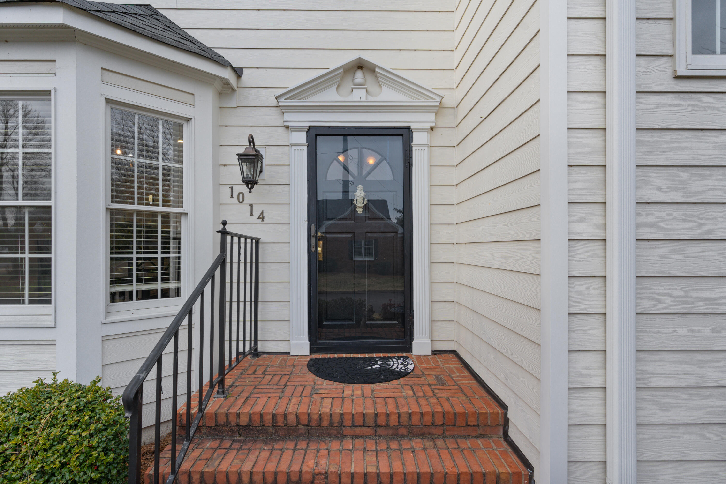 1014 Ariel Lane