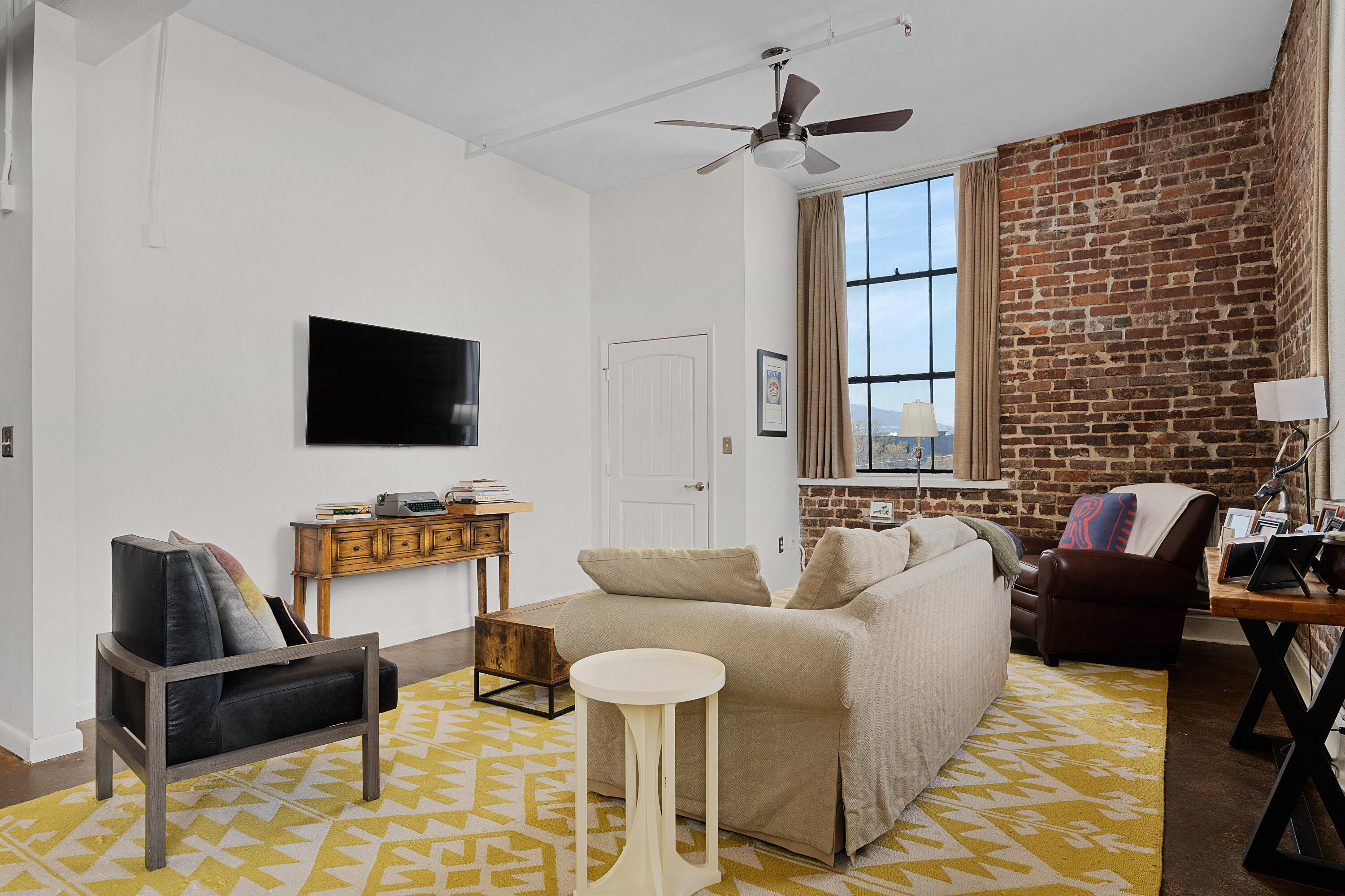 1301 Market Street, 301