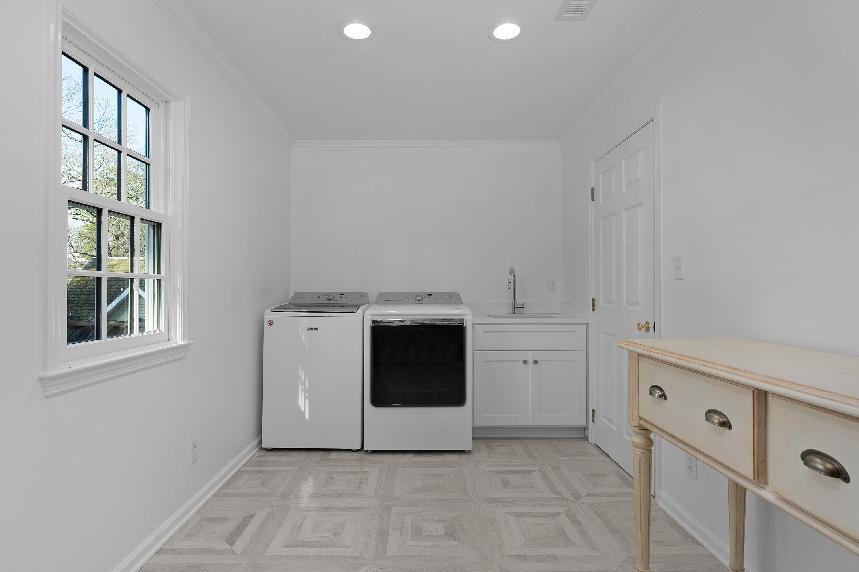 1301 Woodhill Drive