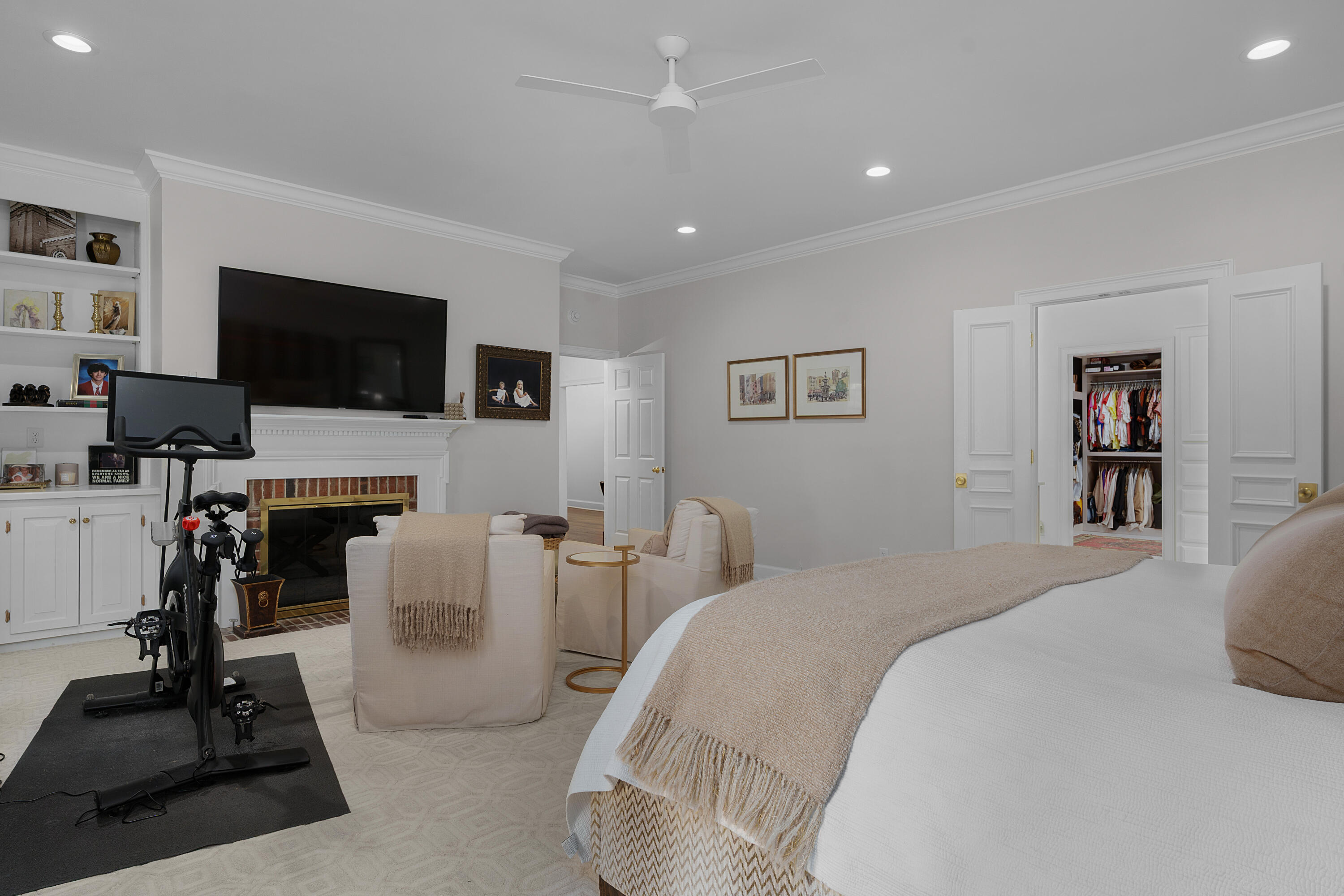 1301 Woodhill Drive