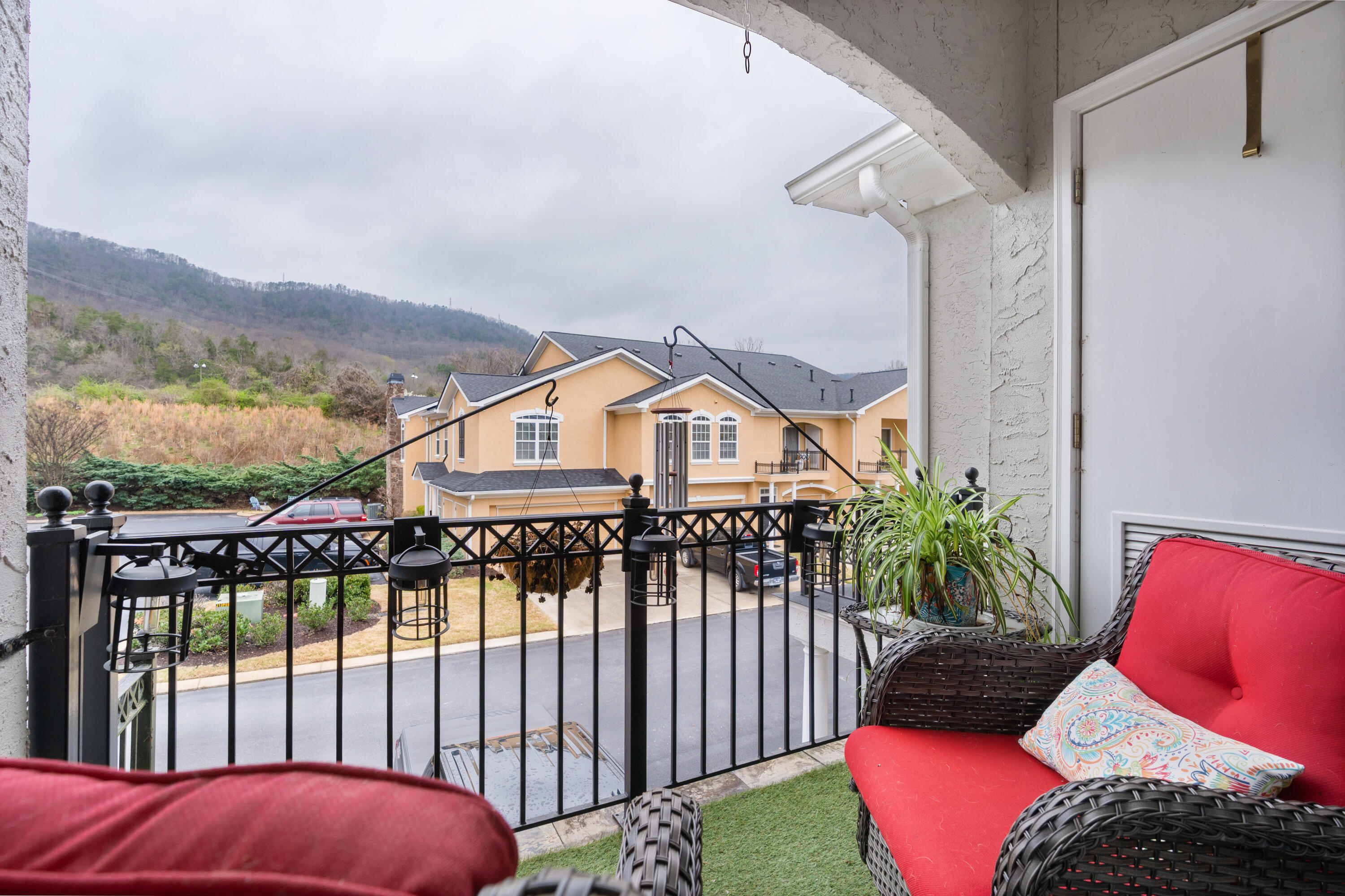 412 Renaissance Court
