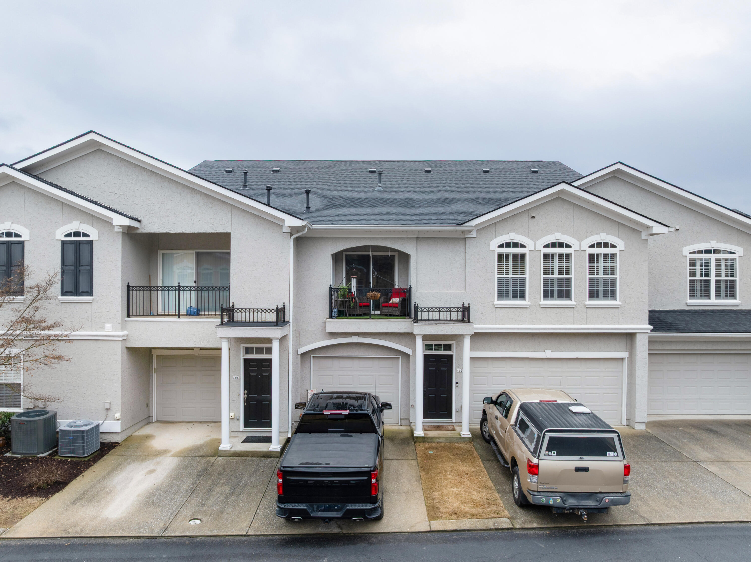 412 Renaissance Court