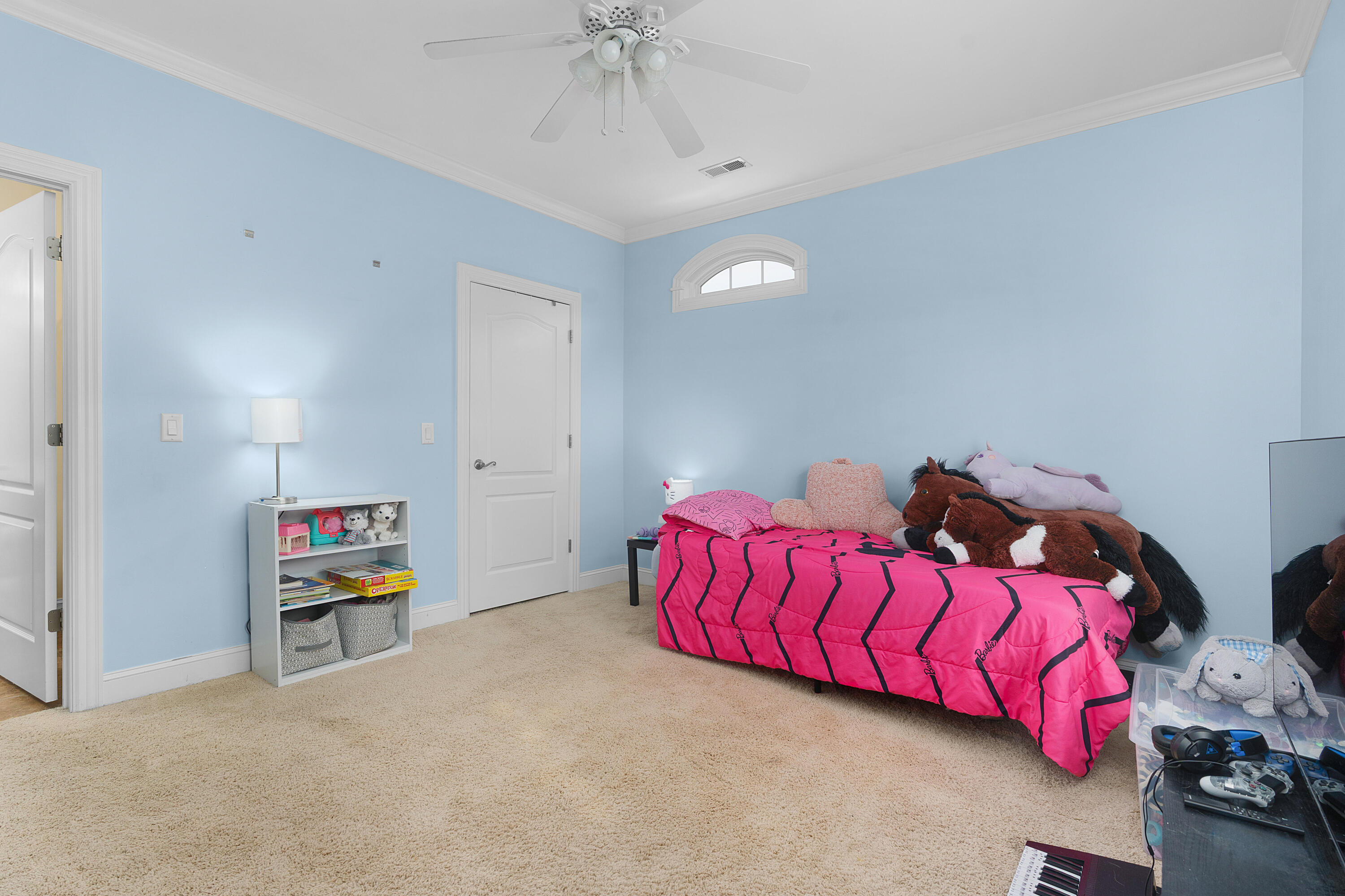 412 Renaissance Court