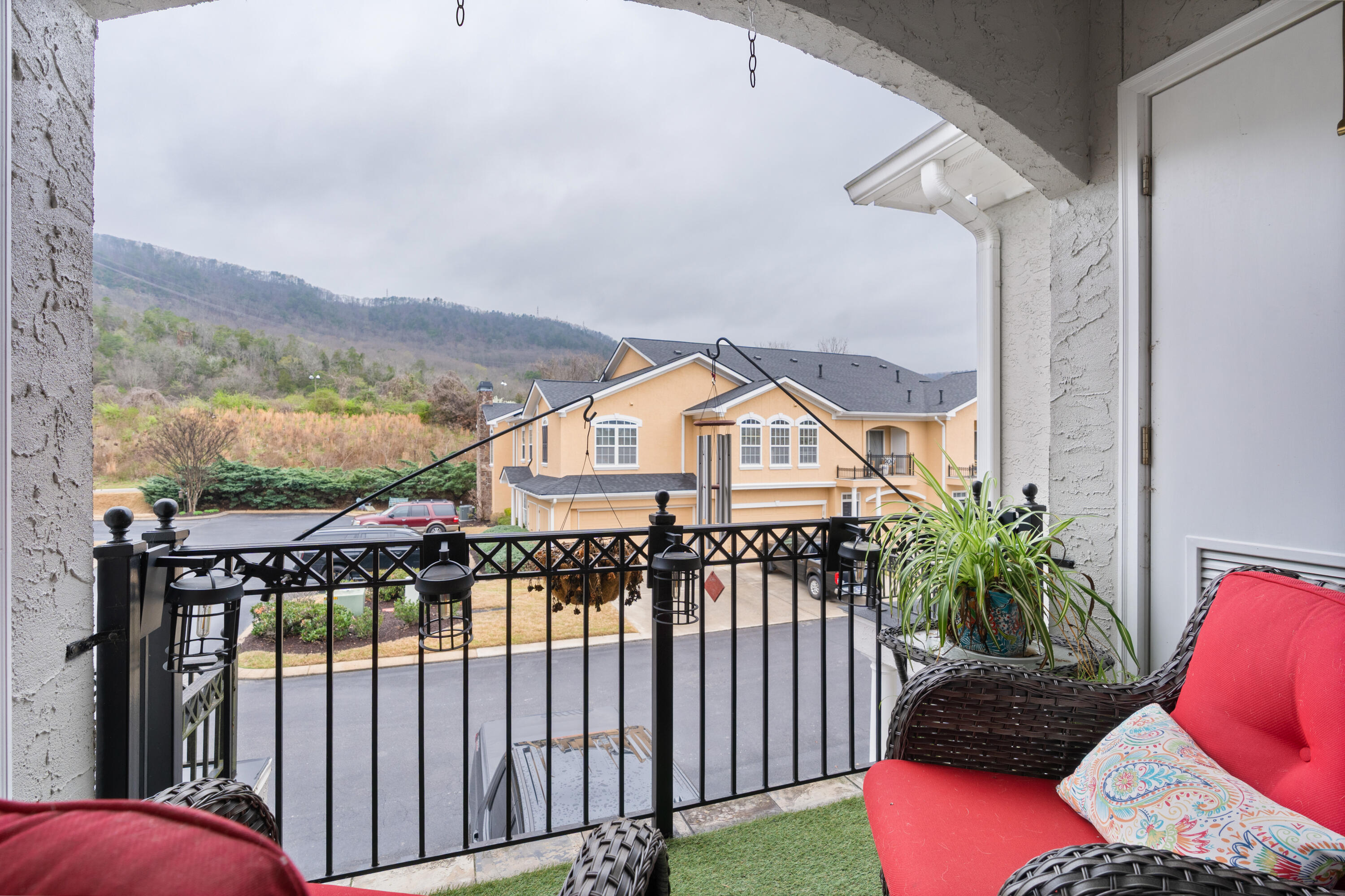 412 Renaissance Court