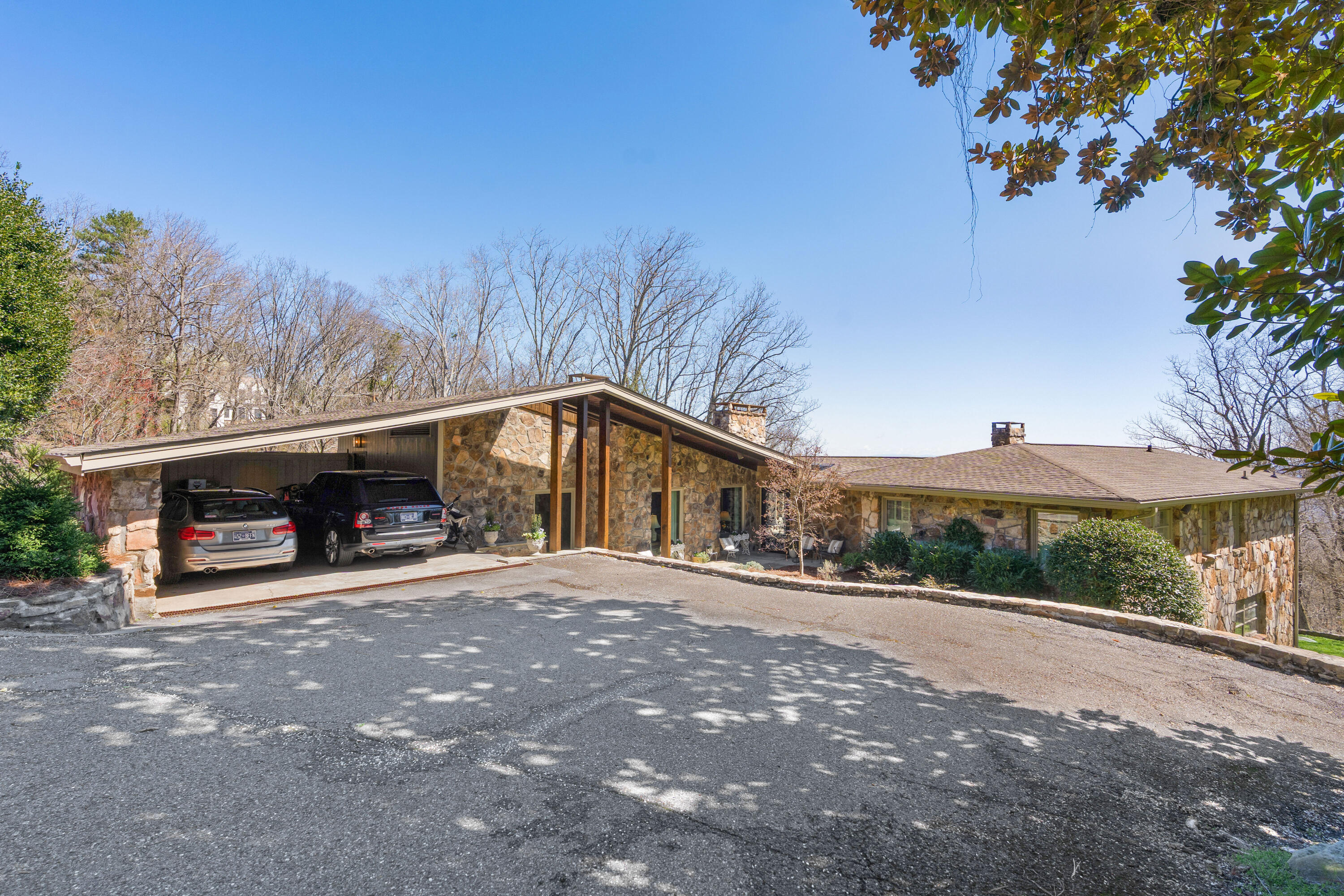 1001 Fleetwood Drive