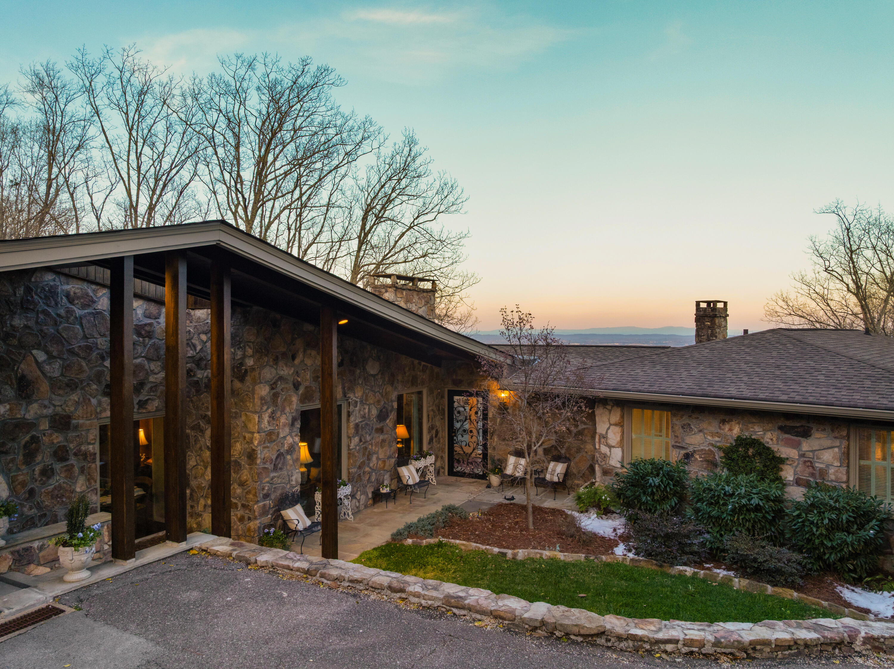 1001 Fleetwood Drive