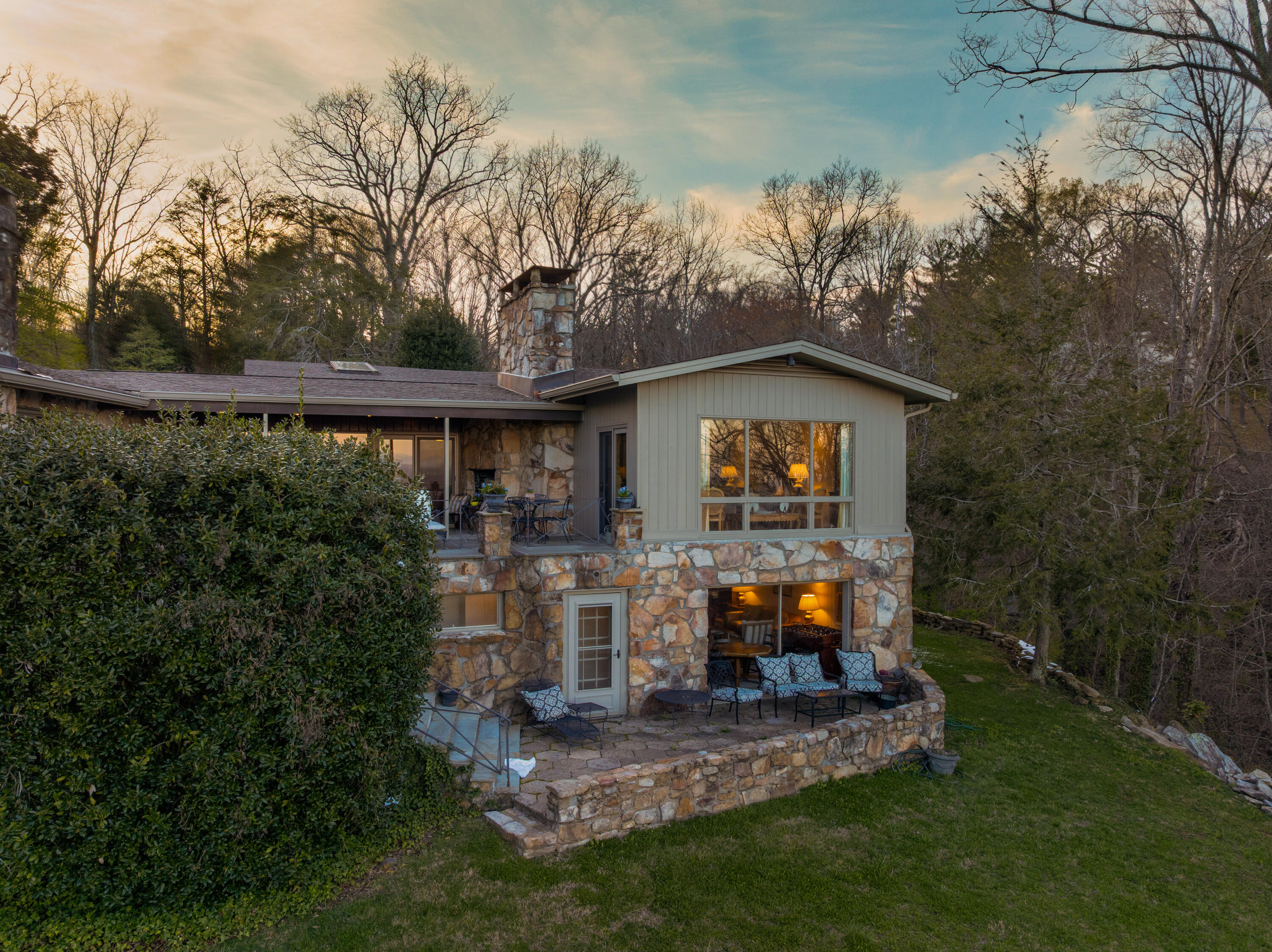 1001 Fleetwood Drive