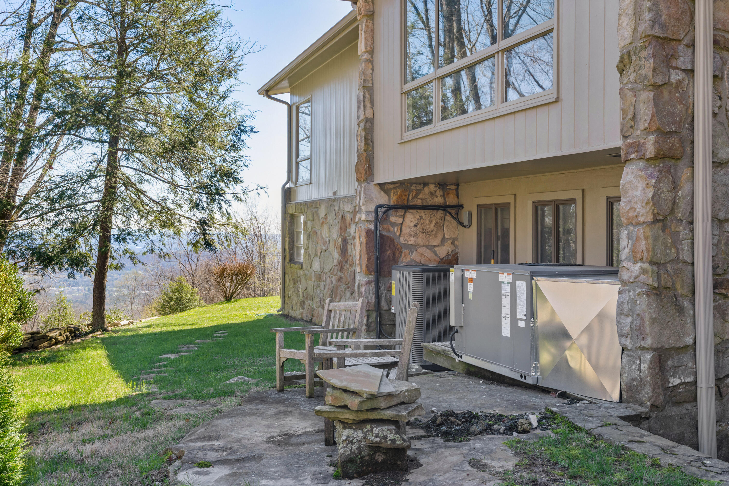 1001 Fleetwood Drive