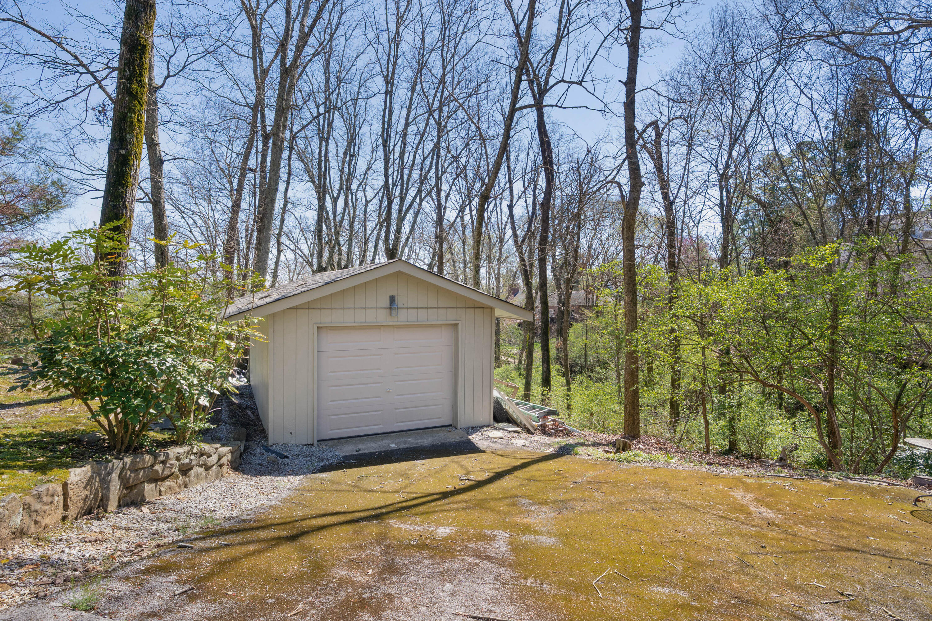 1001 Fleetwood Drive