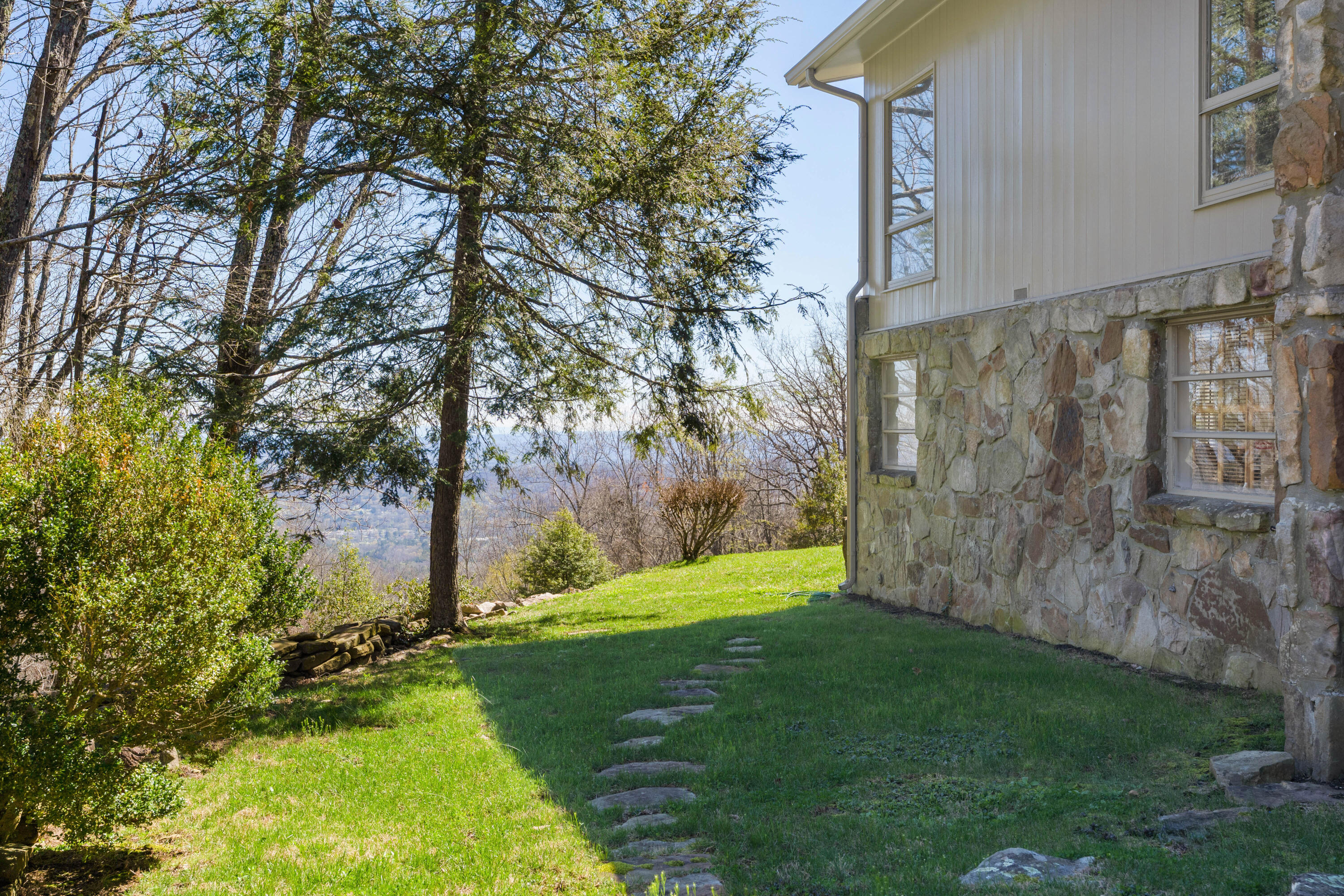 1001 Fleetwood Drive