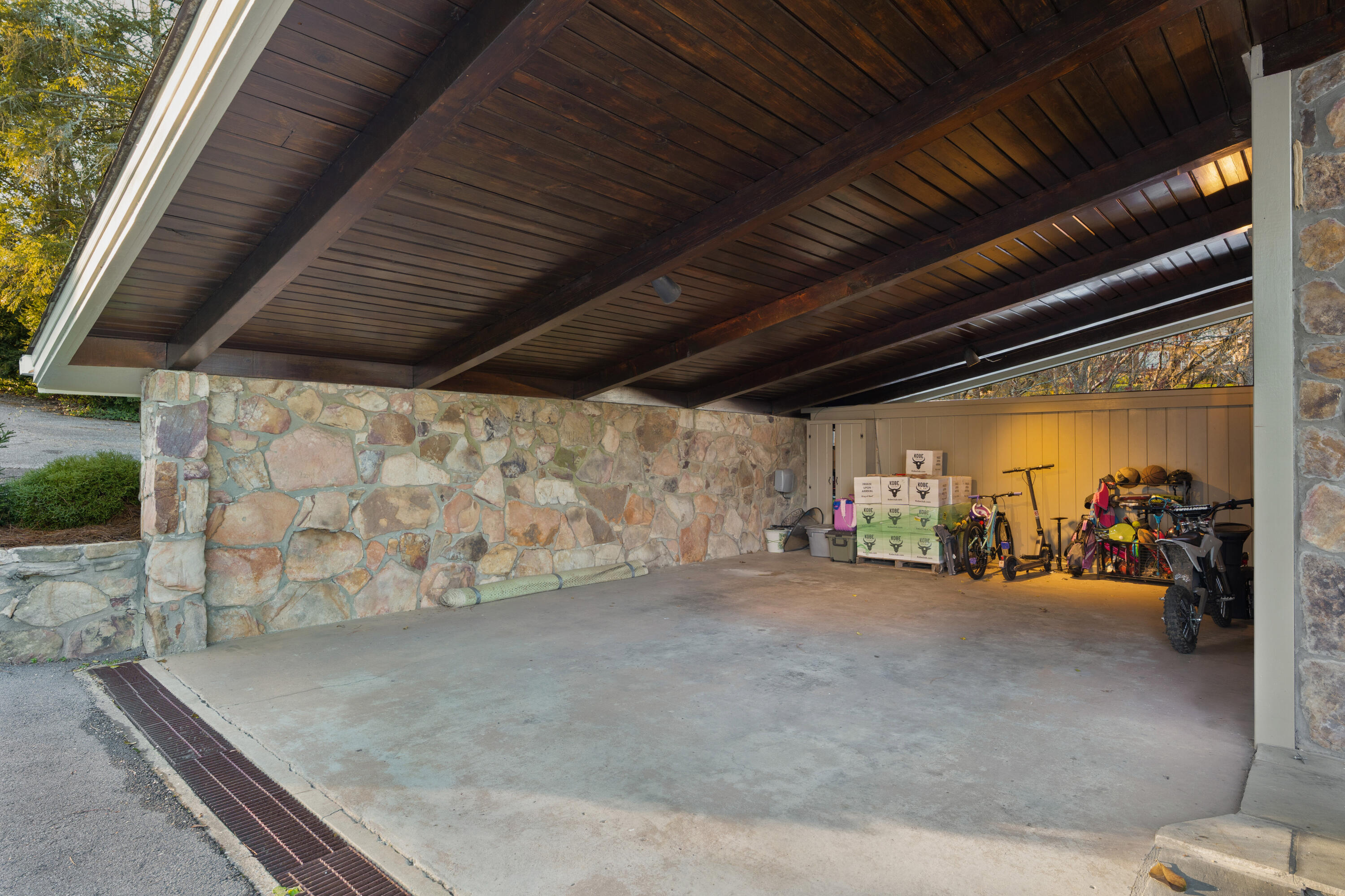 1001 Fleetwood Drive