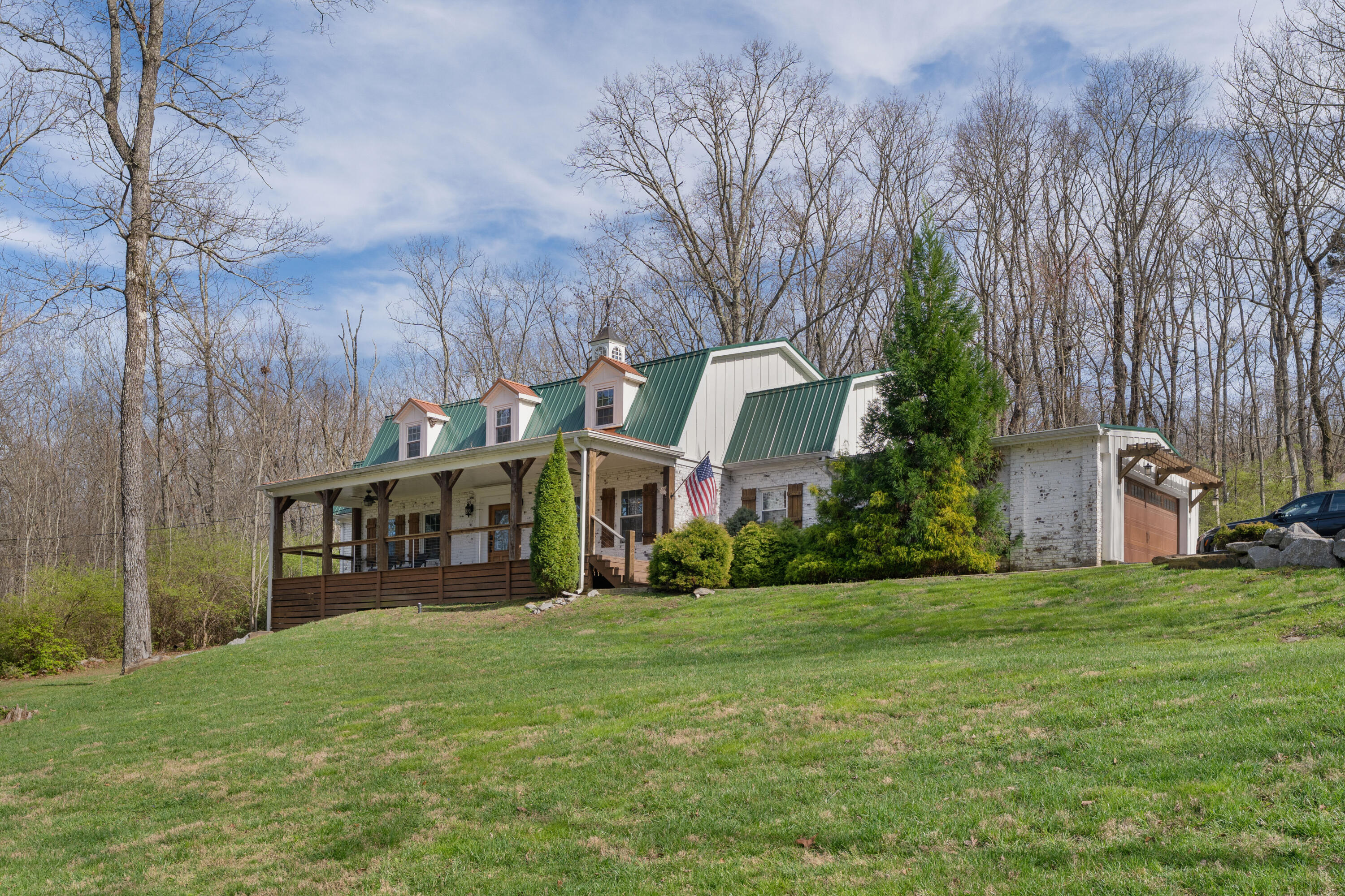 1022 River Bend Road