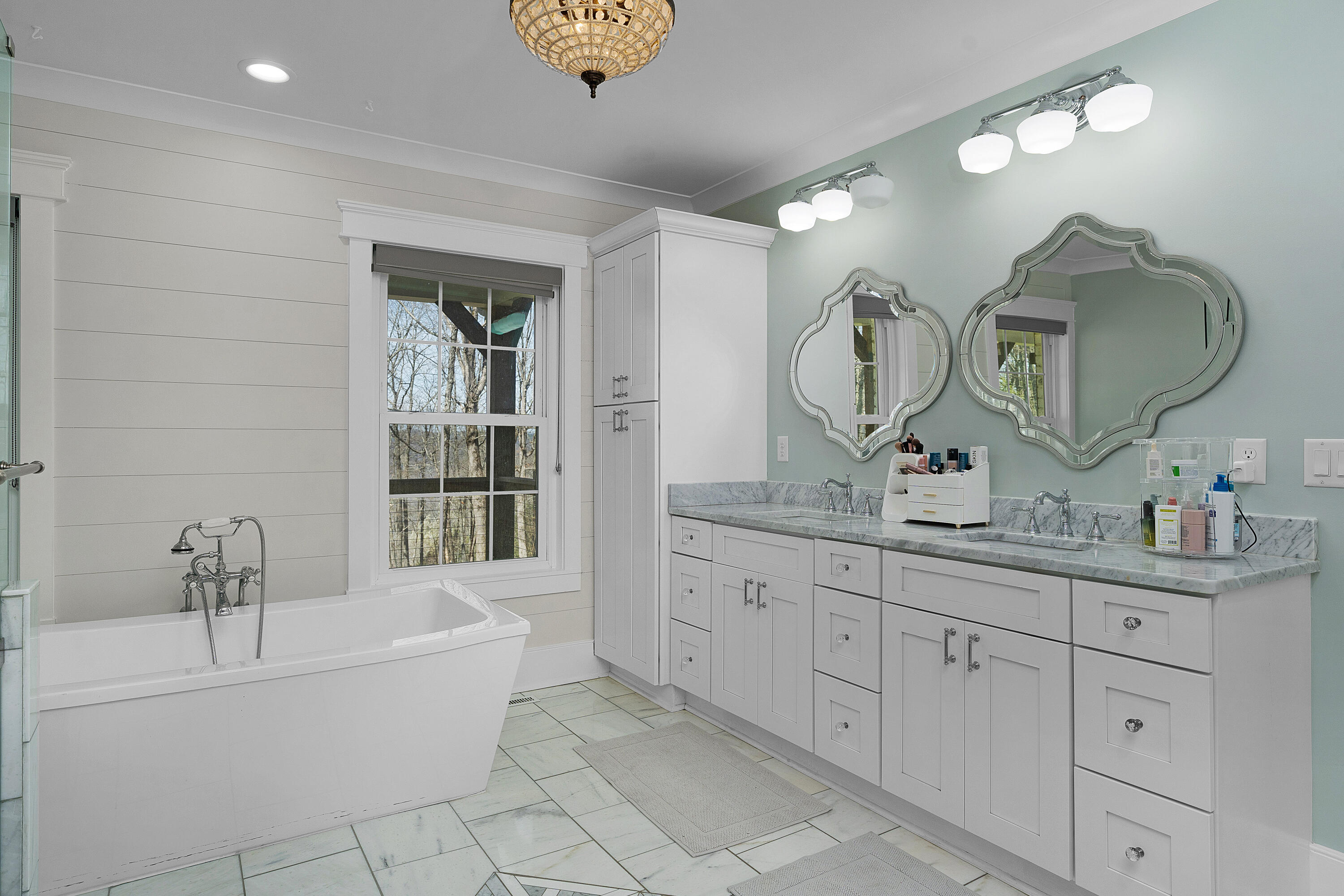 1022 River Bend Road