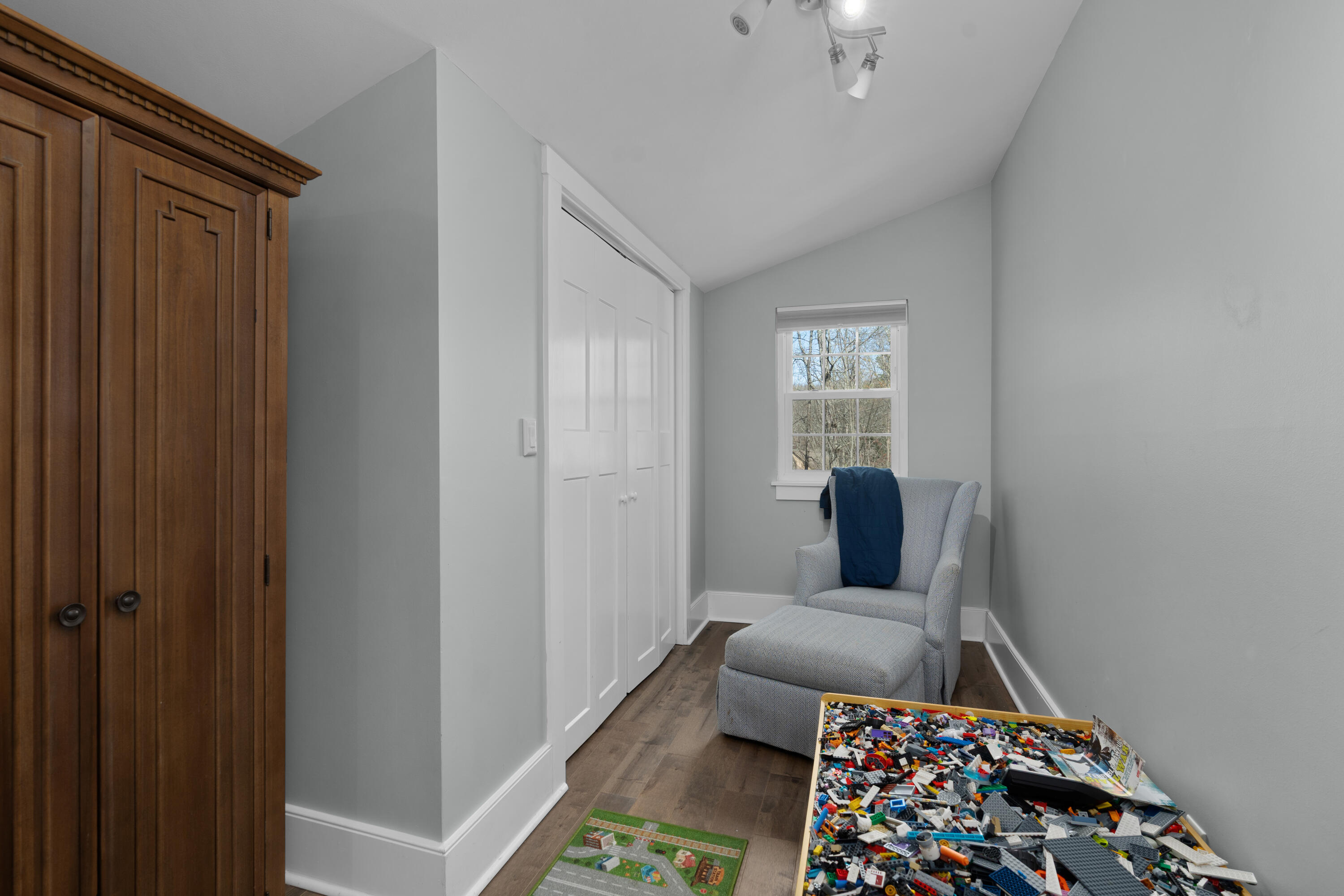 1022 River Bend Road
