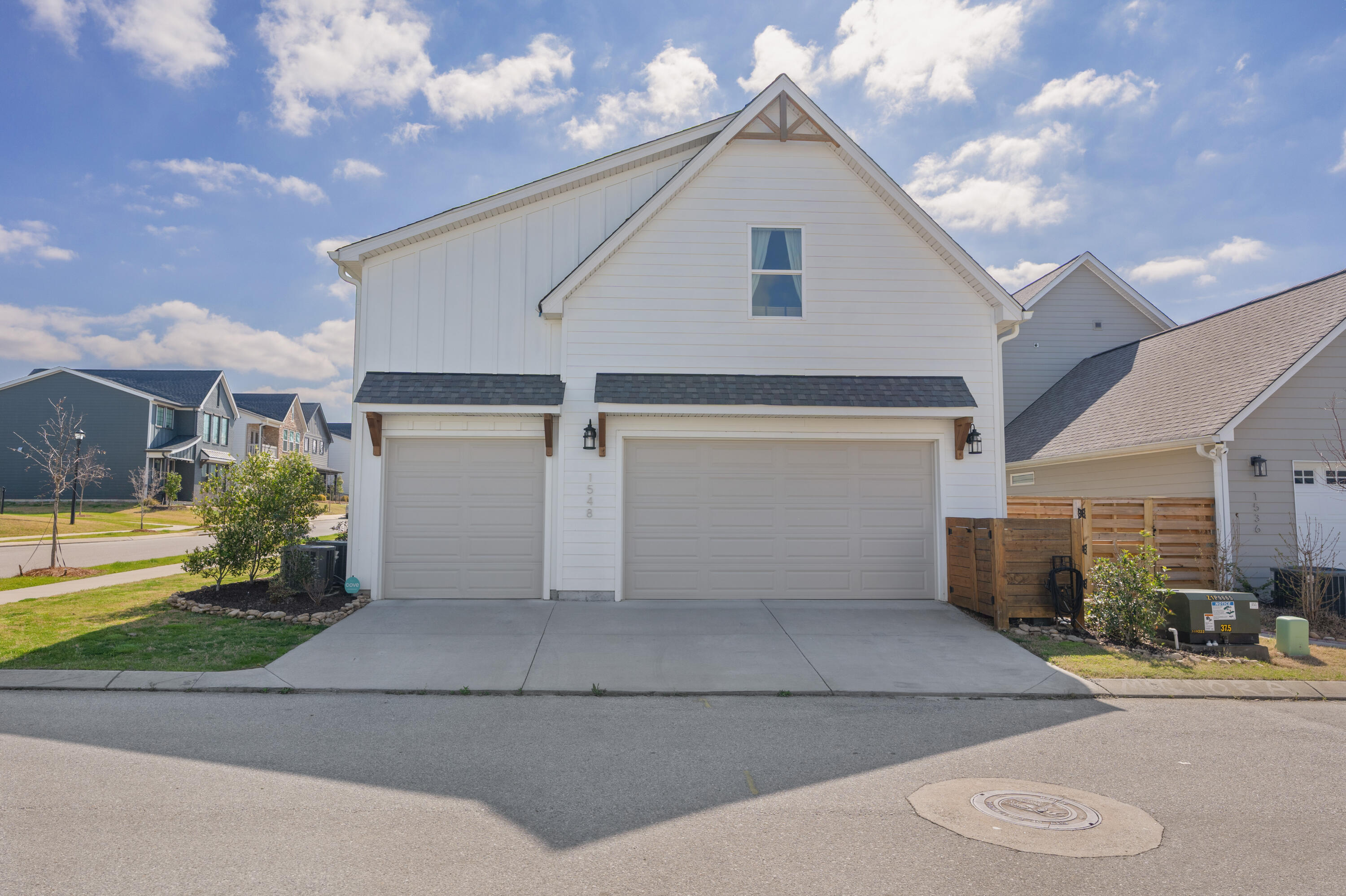 1548 Bourbon Way