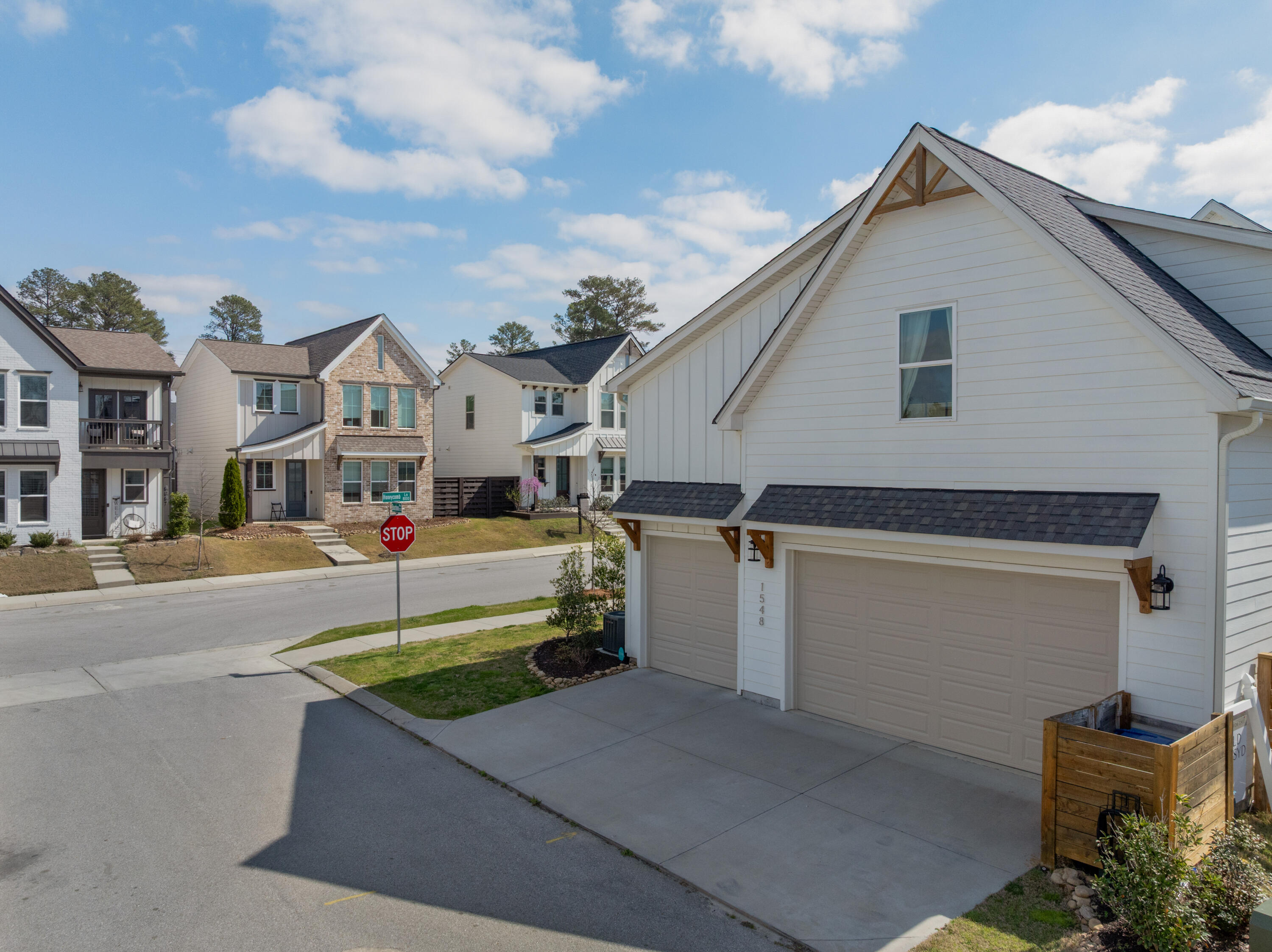 1548 Bourbon Way