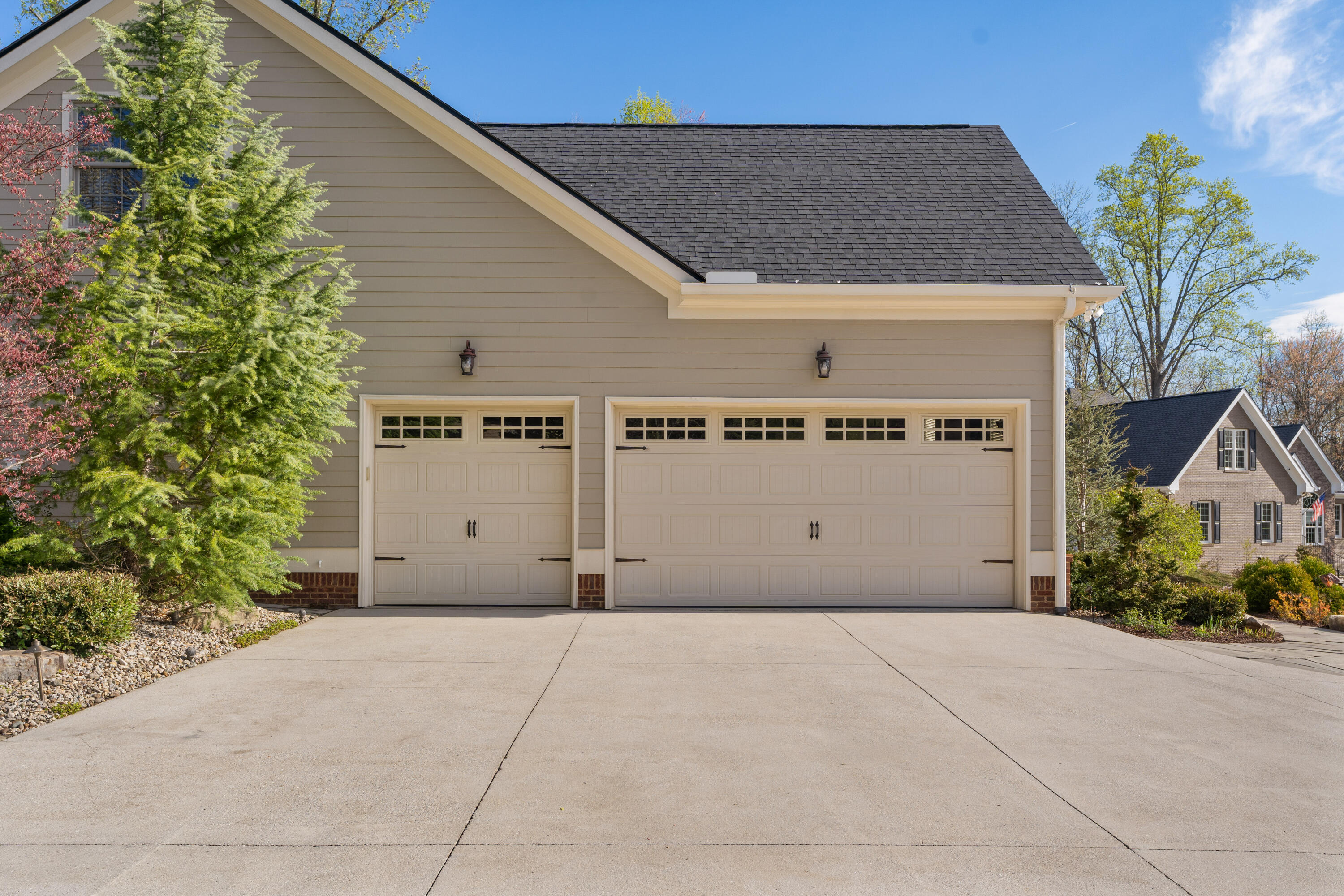 9347 Bronze Branch Lane
