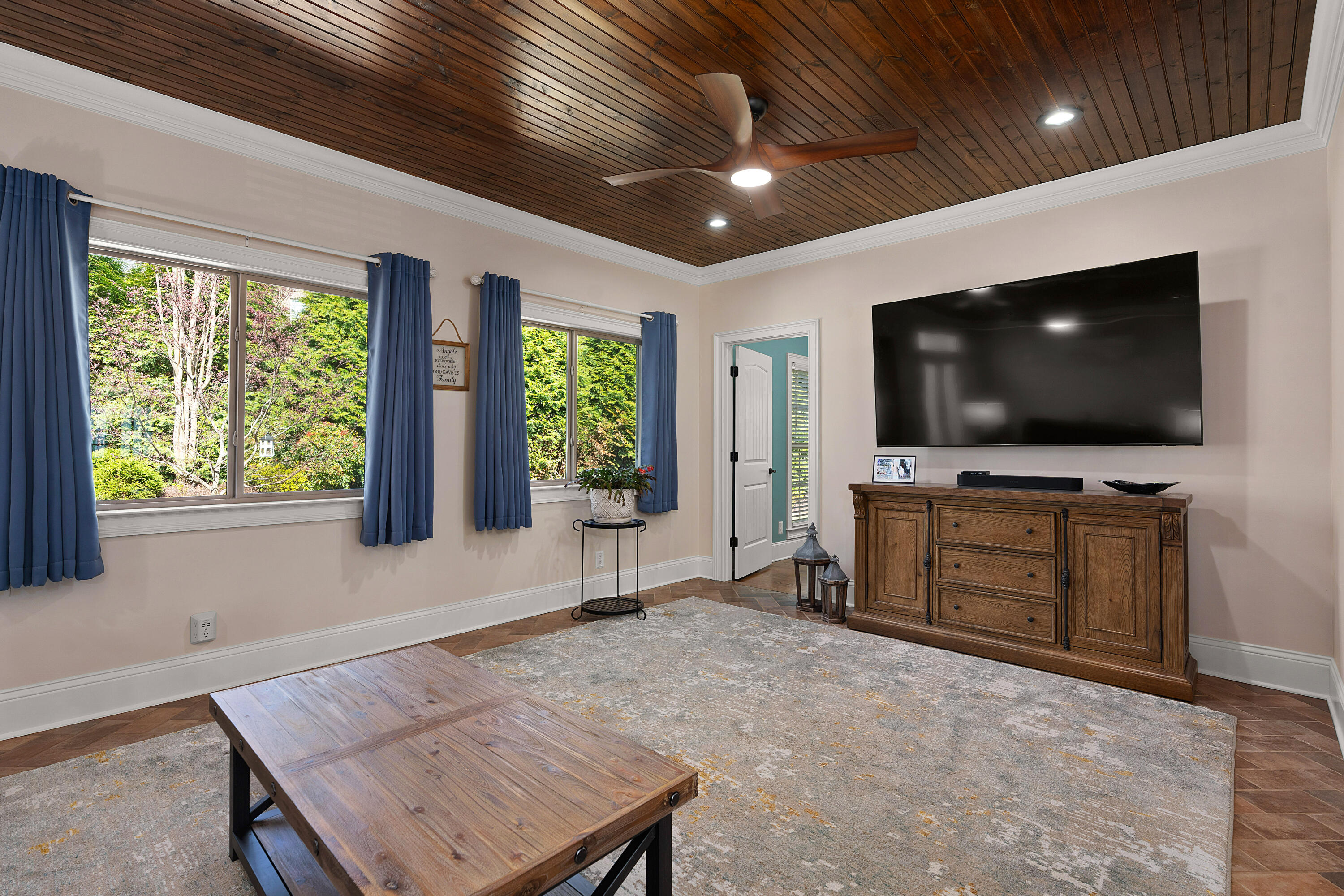 9347 Bronze Branch Lane