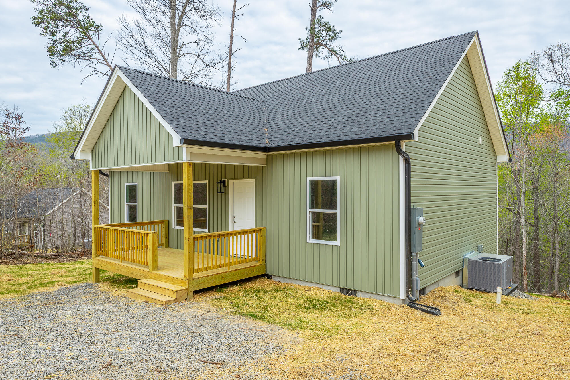 141 Pineway Circle
