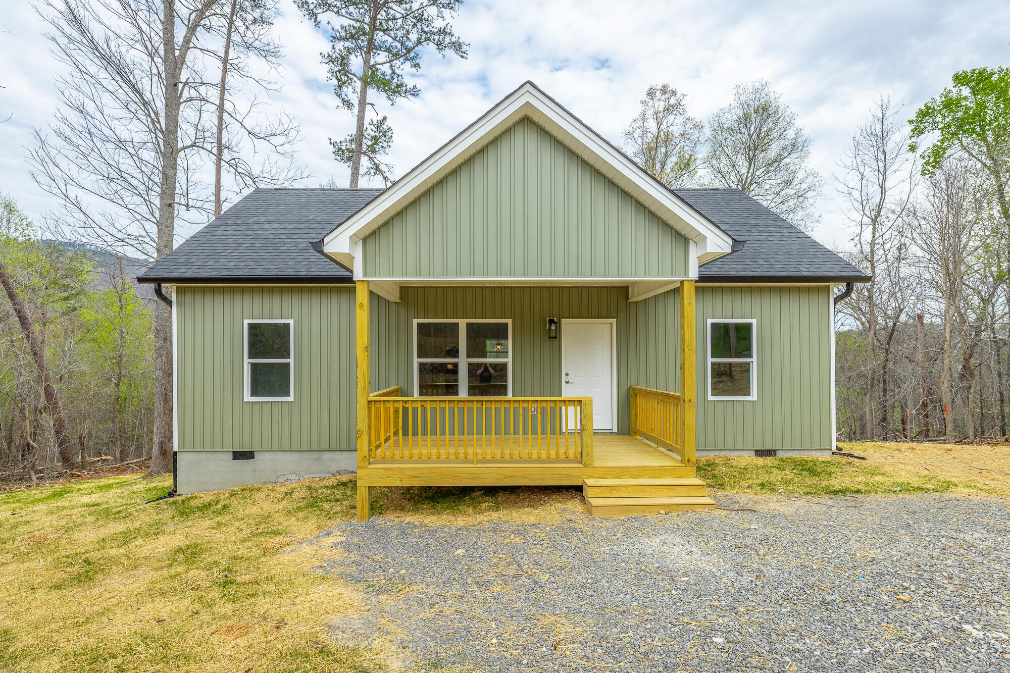 141 Pineway Circle