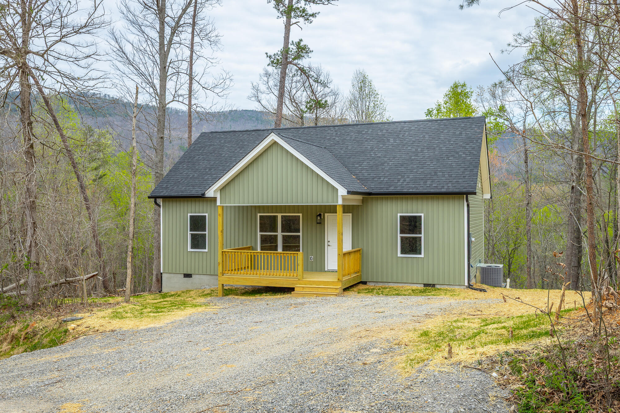 141 Pineway Circle
