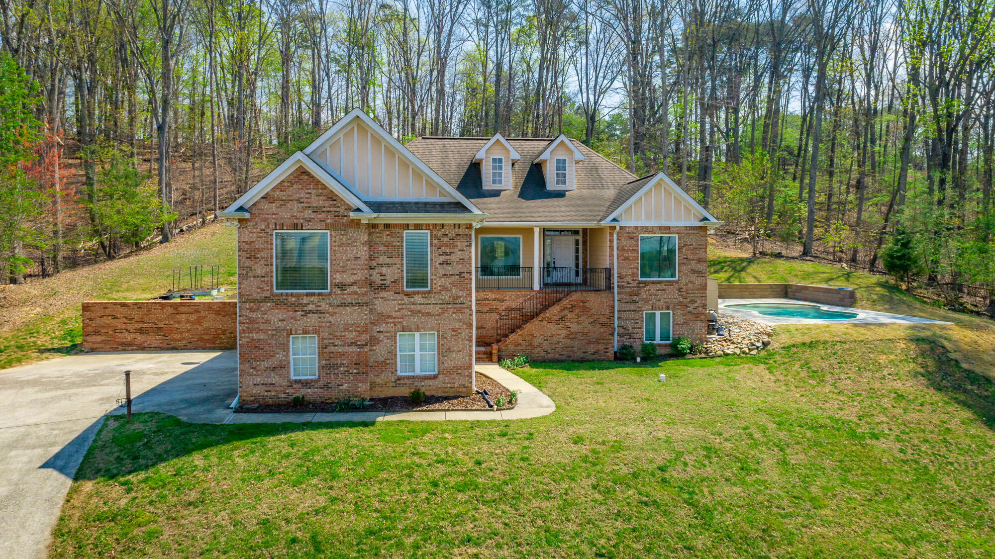9768 Caseview Drive