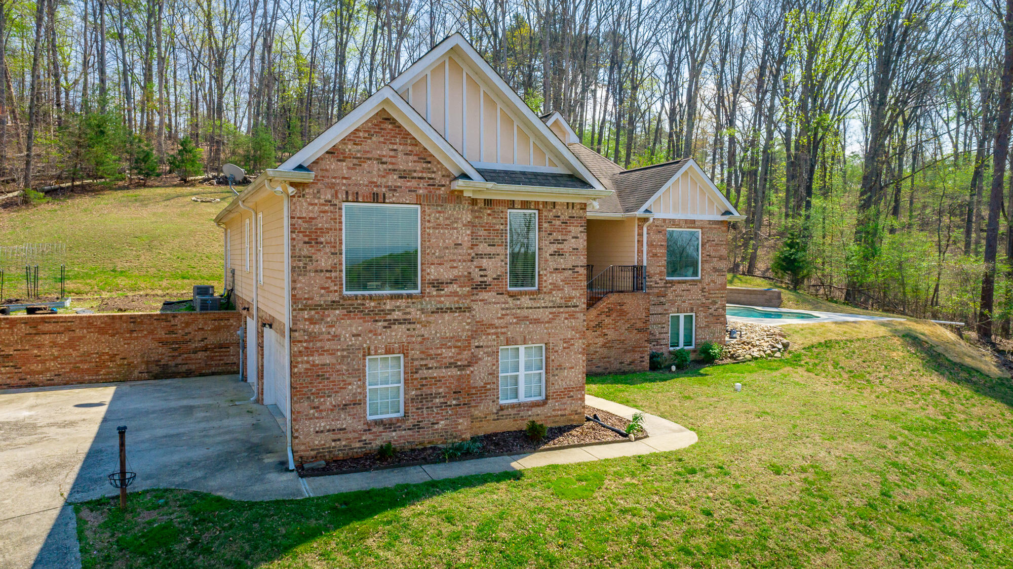 9768 Caseview Drive