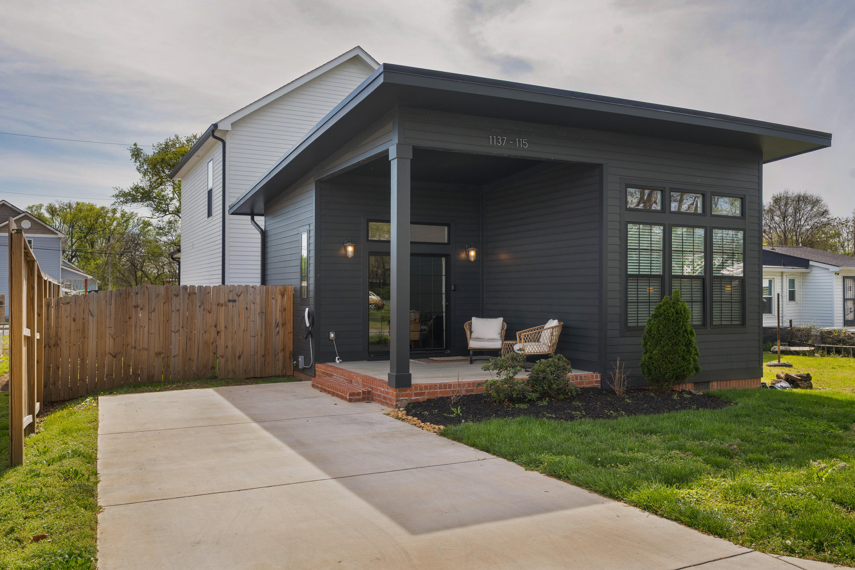 1137 Pierce Avenue