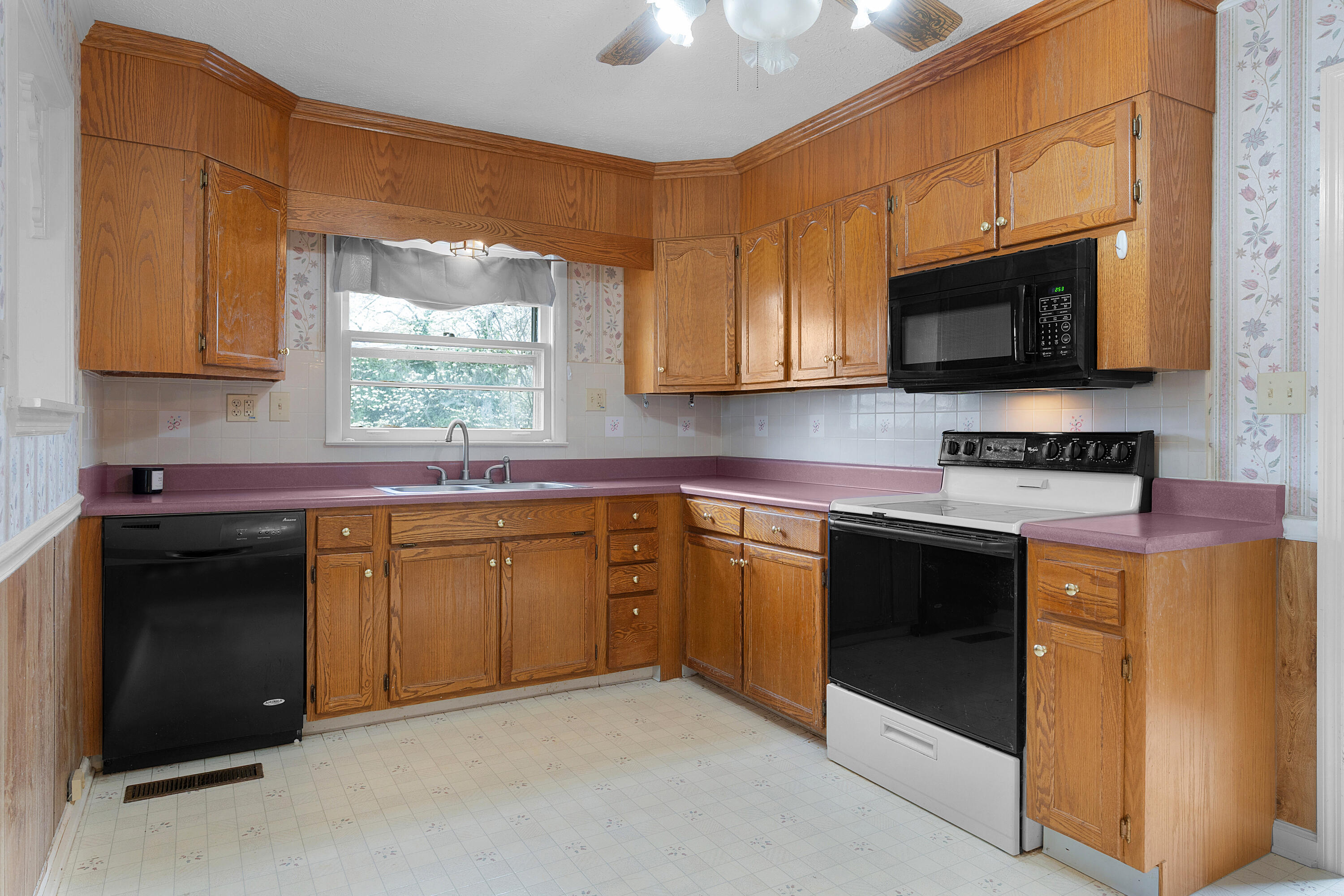 4606 Beverly Kay Drive