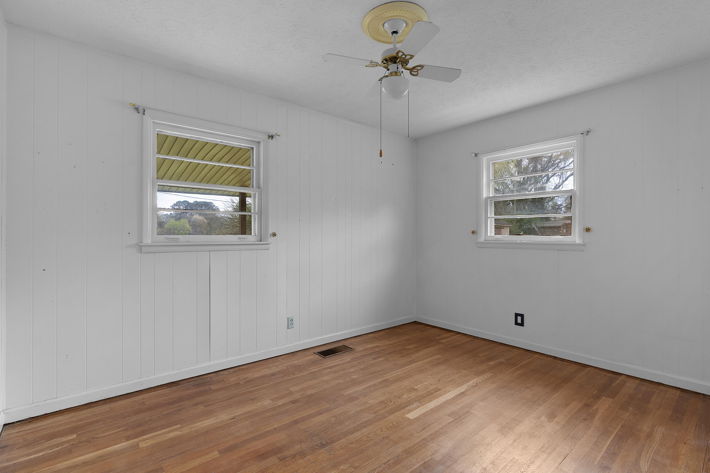 4606 Beverly Kay Drive