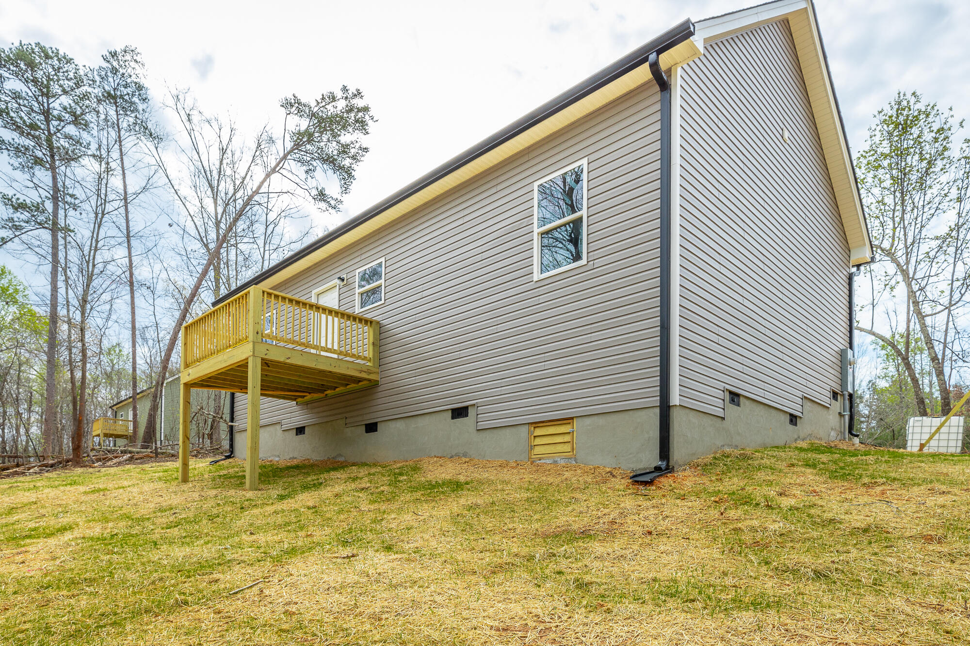 107 Pineway Circle