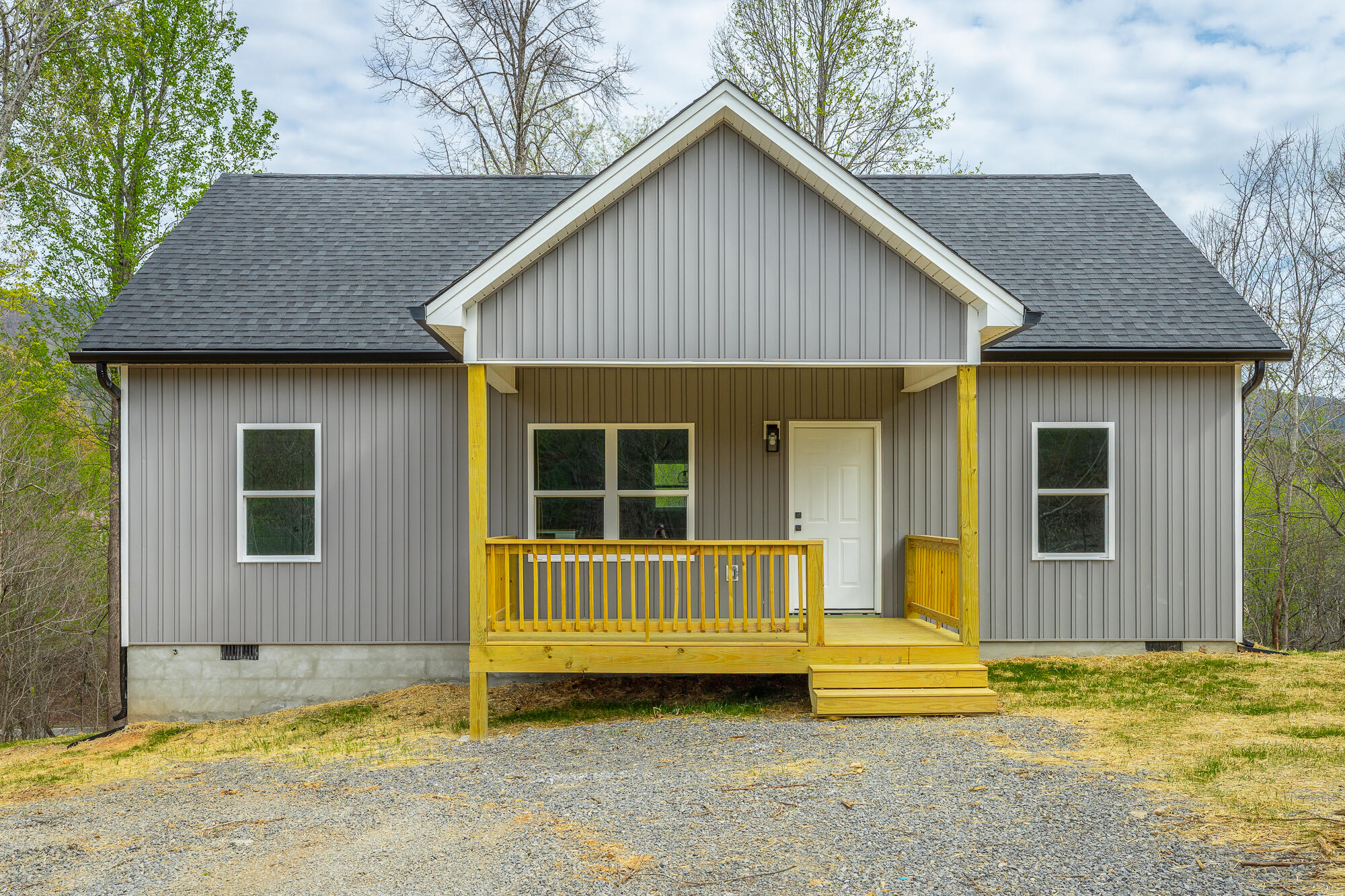 107 Pineway Circle