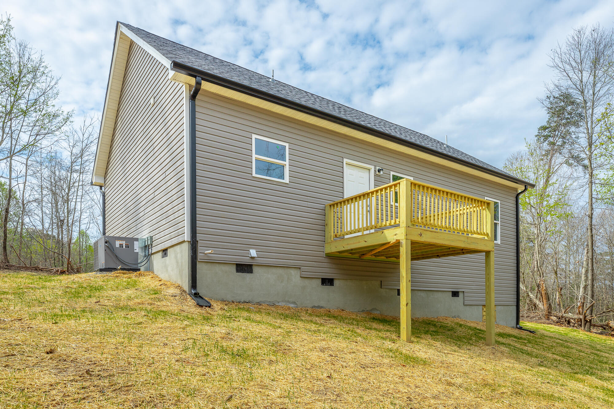 107 Pineway Circle