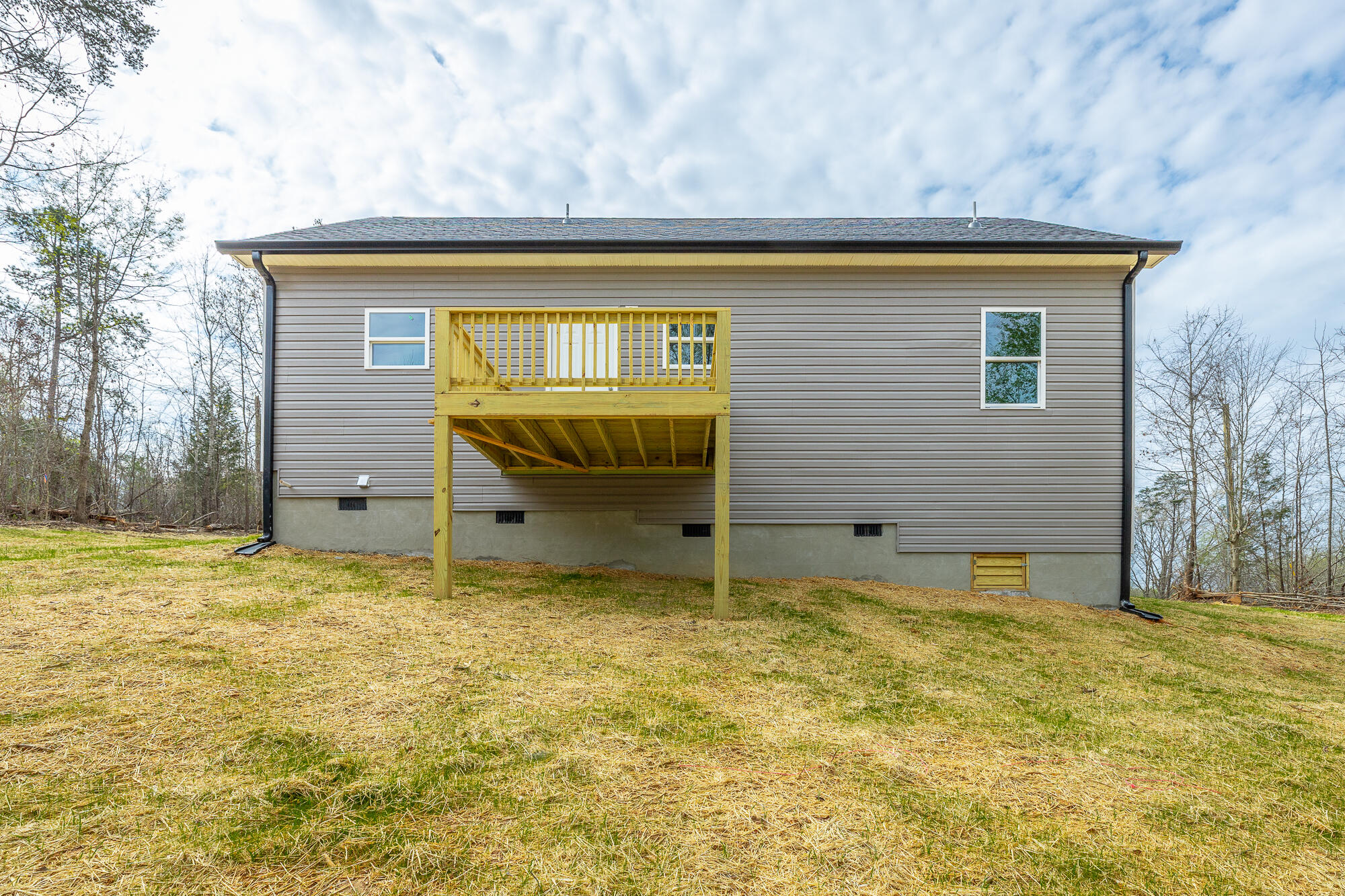107 Pineway Circle