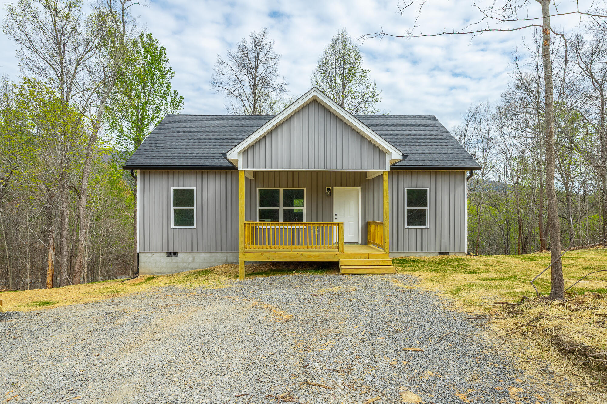 107 Pineway Circle