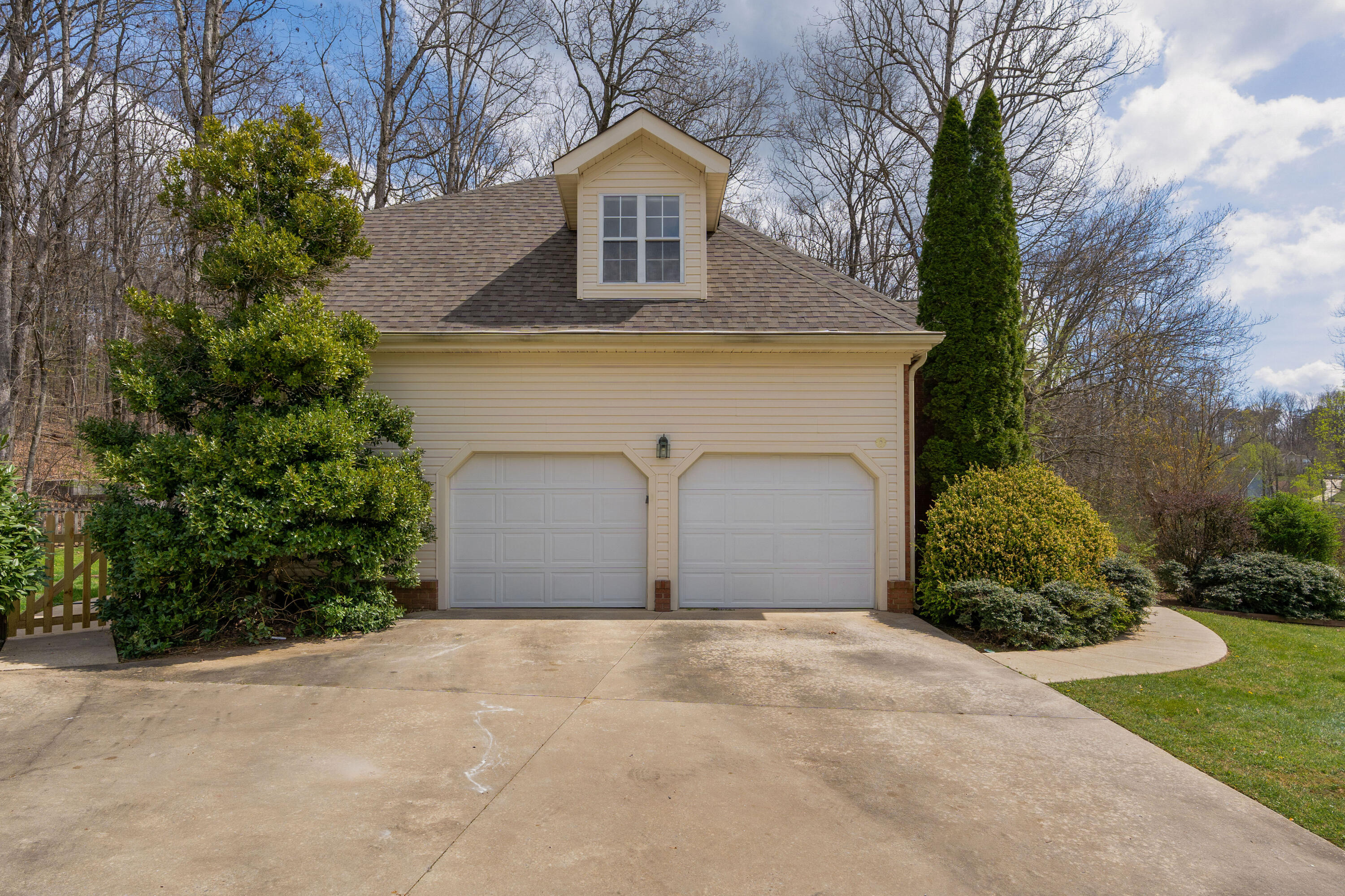 3936 Windtree Drive