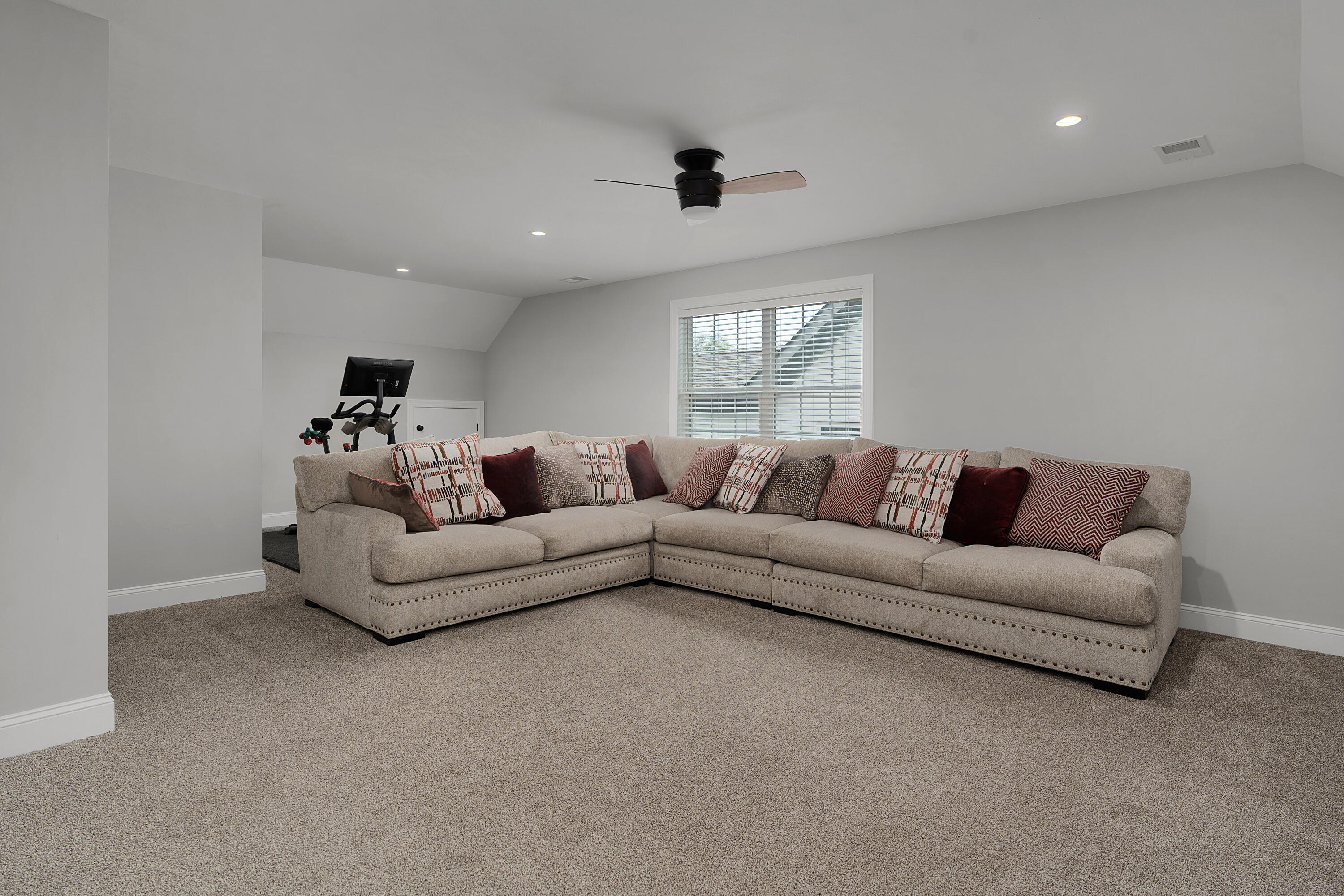 9089 Silver Maple Drive
