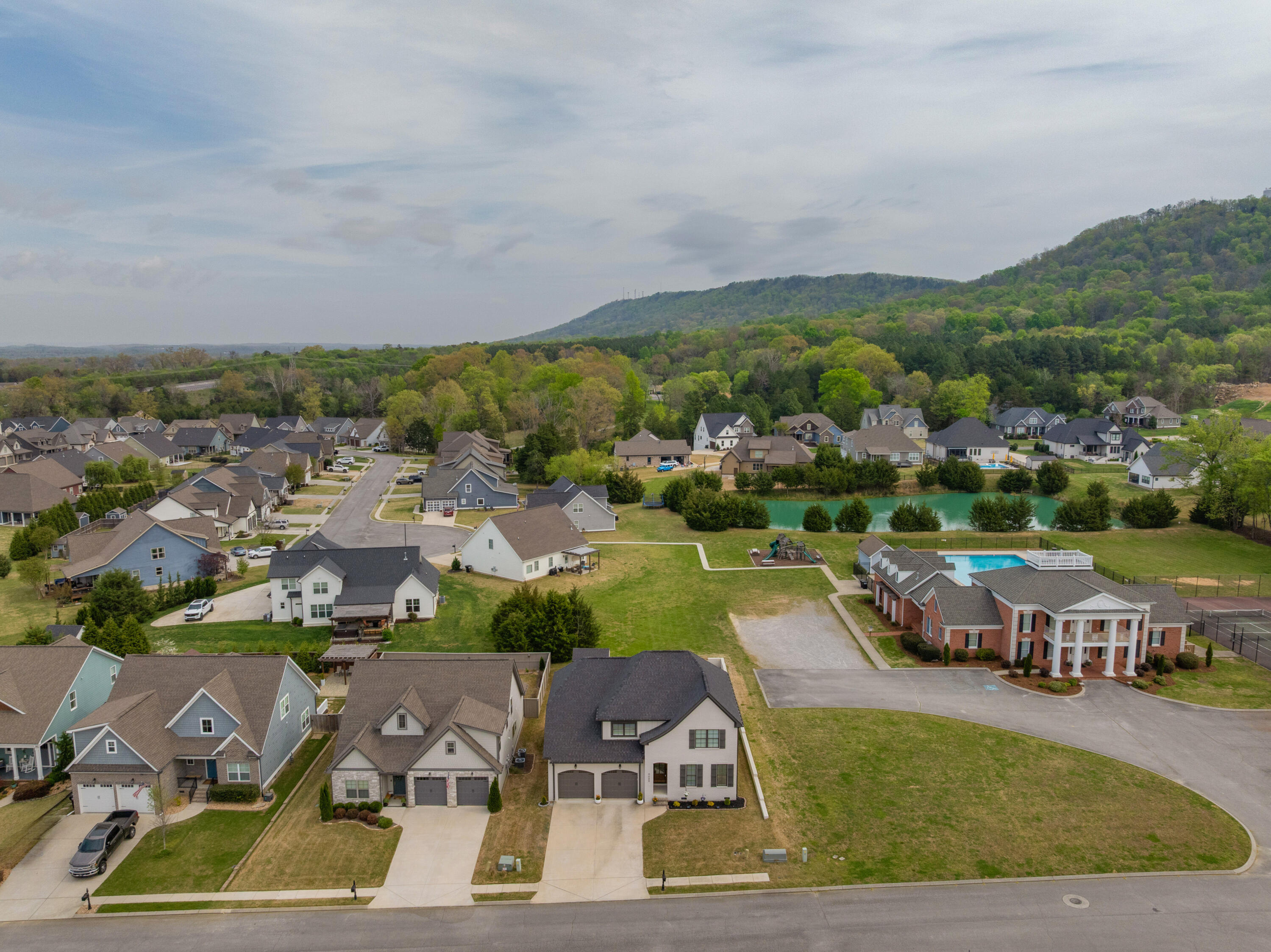 9089 Silver Maple Drive