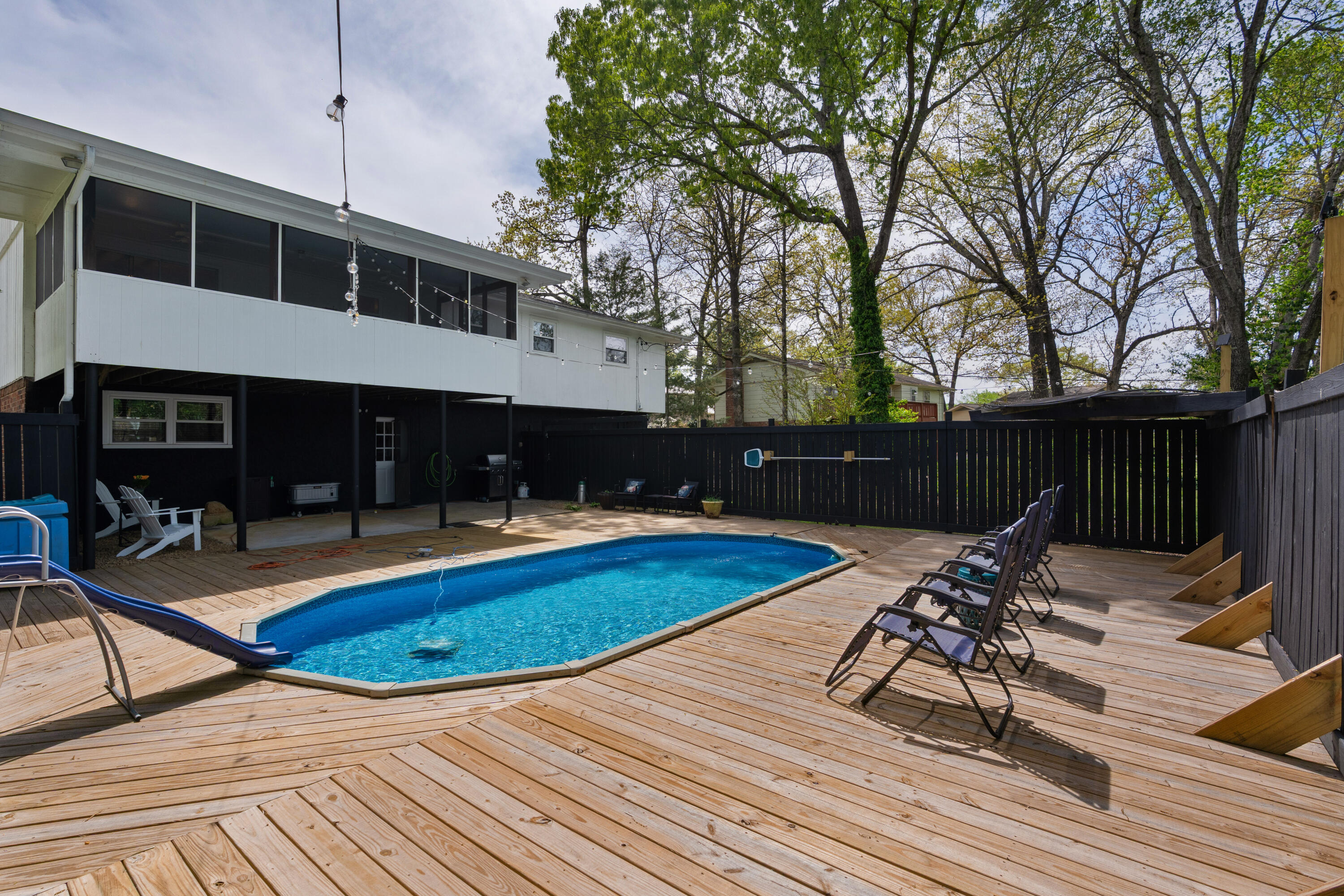 9211 Ramblewood Drive