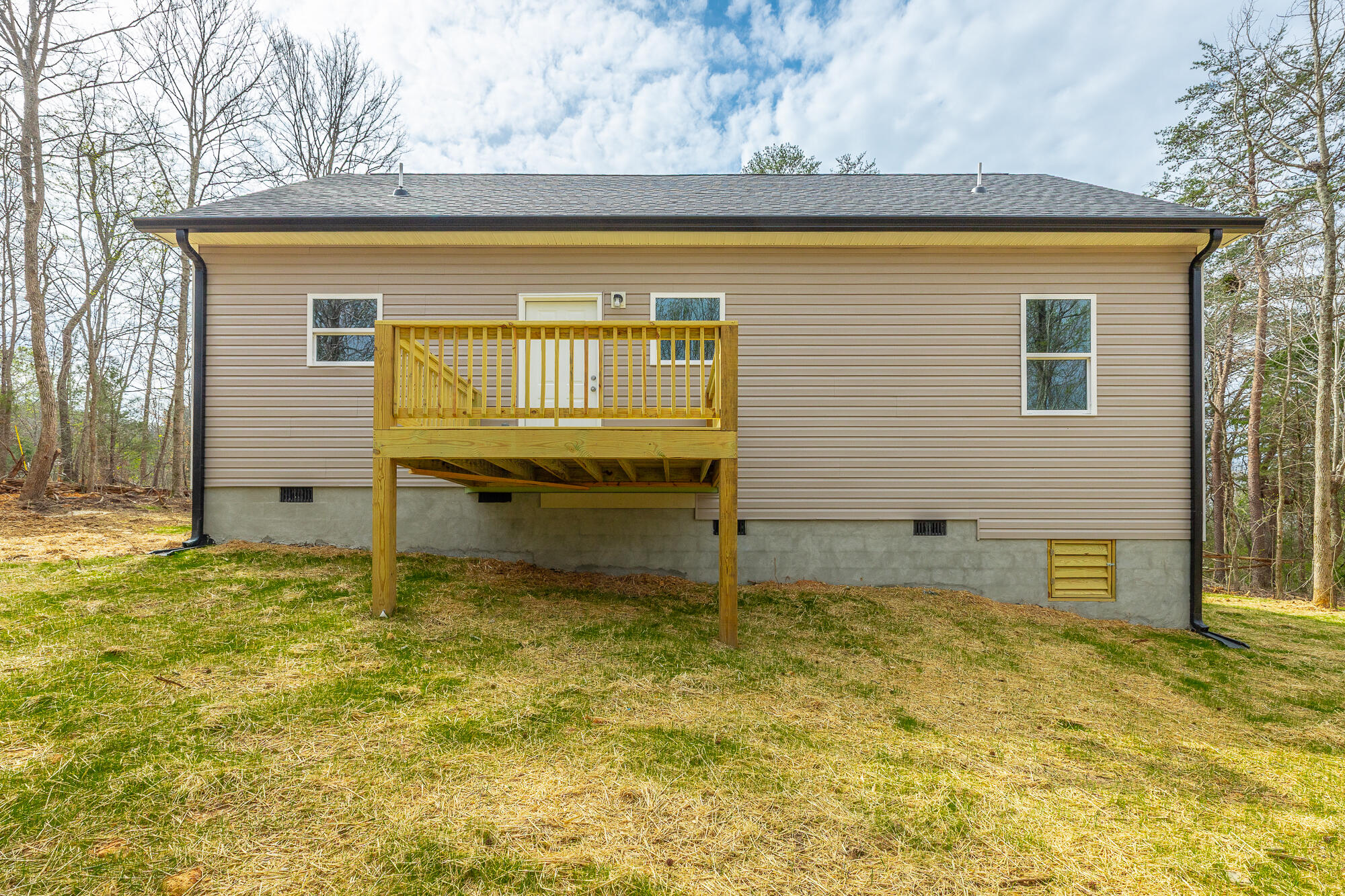 77 Pineway Circle