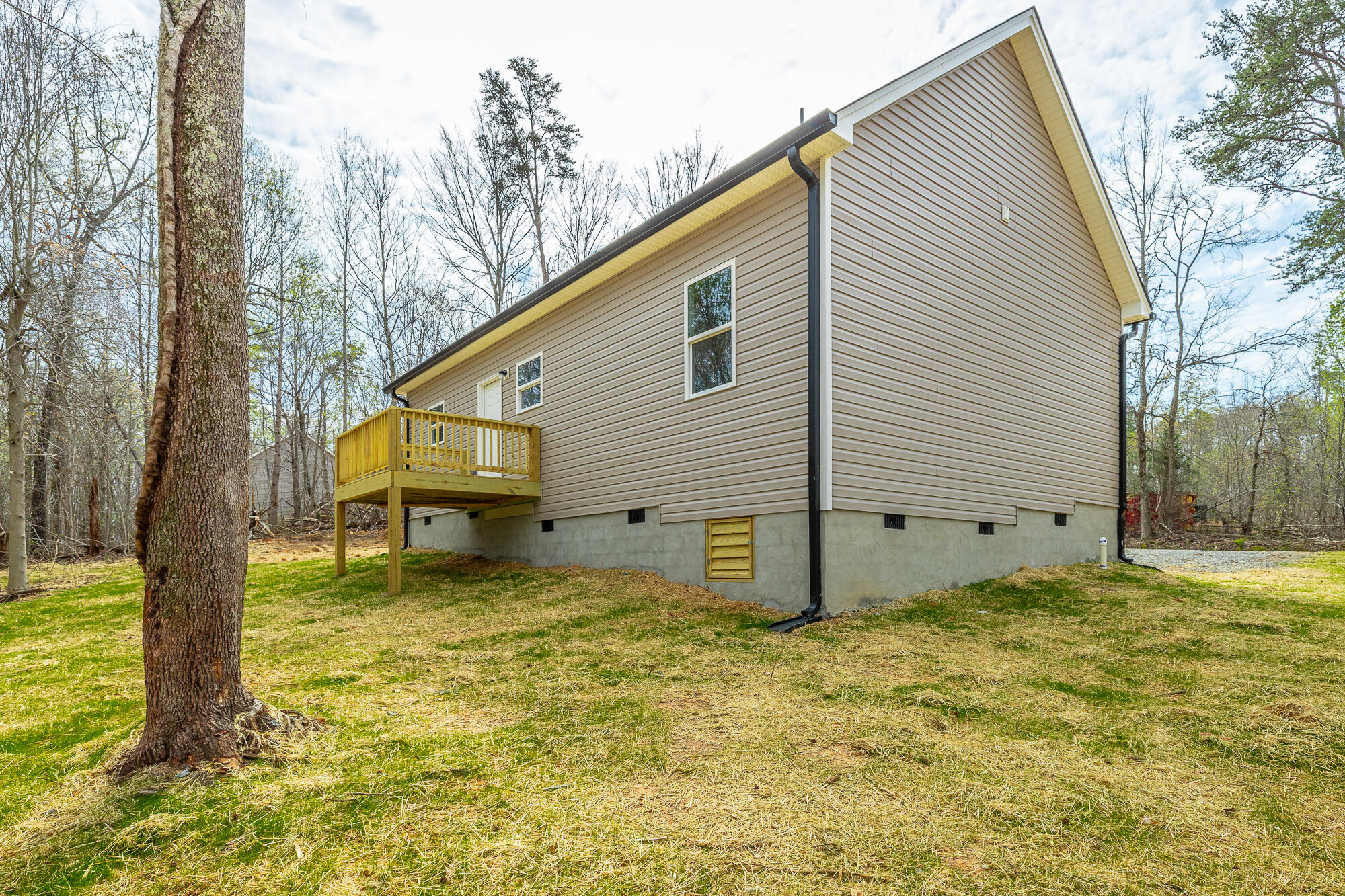 77 Pineway Circle