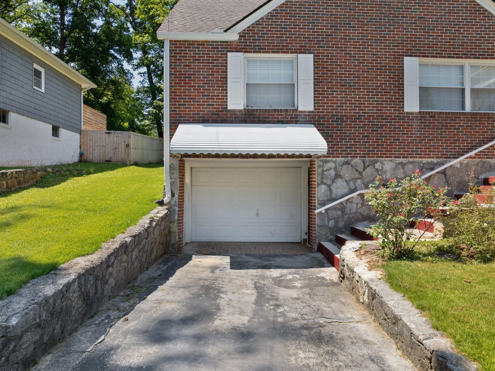 110 Forsythe Street